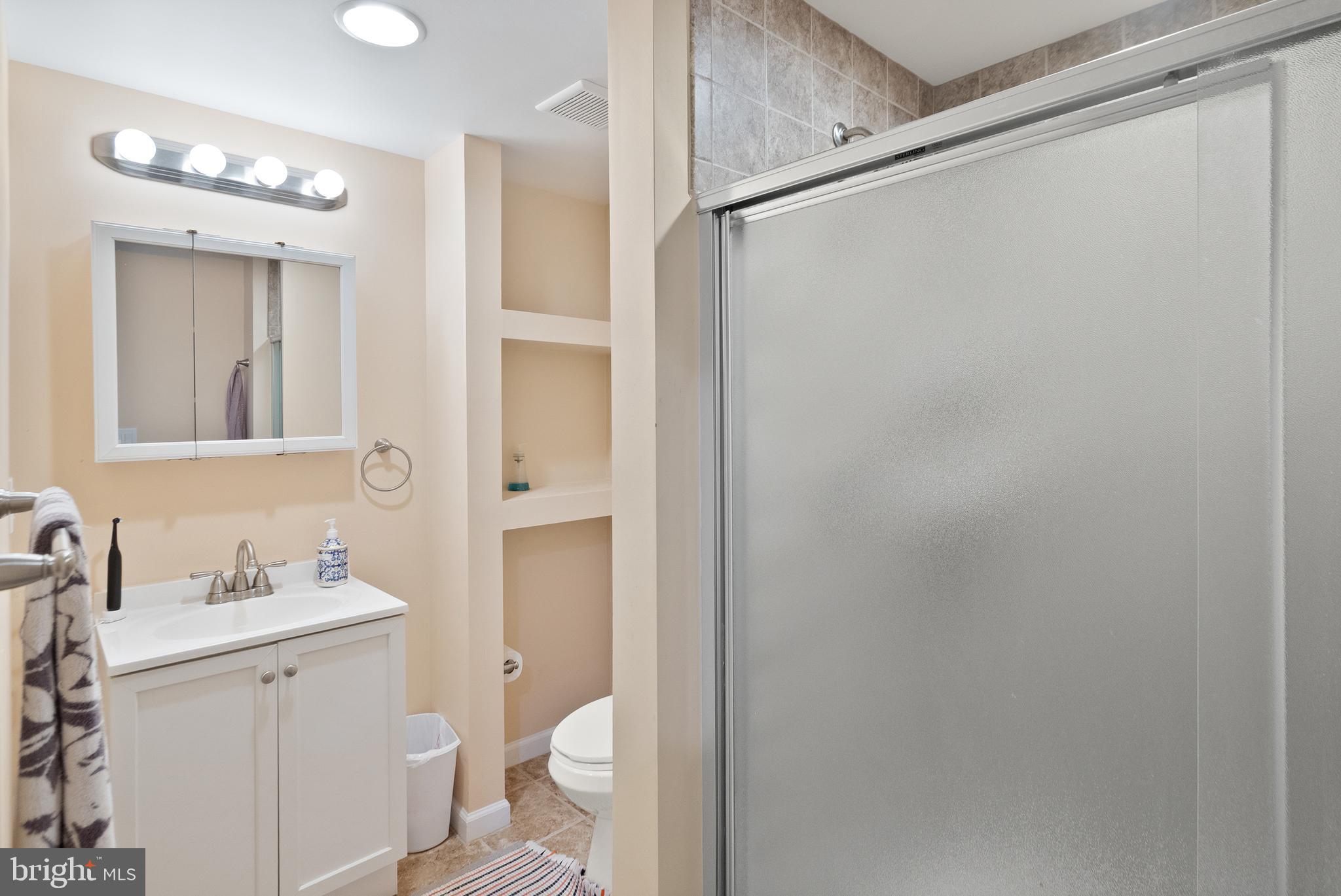 BELMONT COUNTRY CLUB - Residential