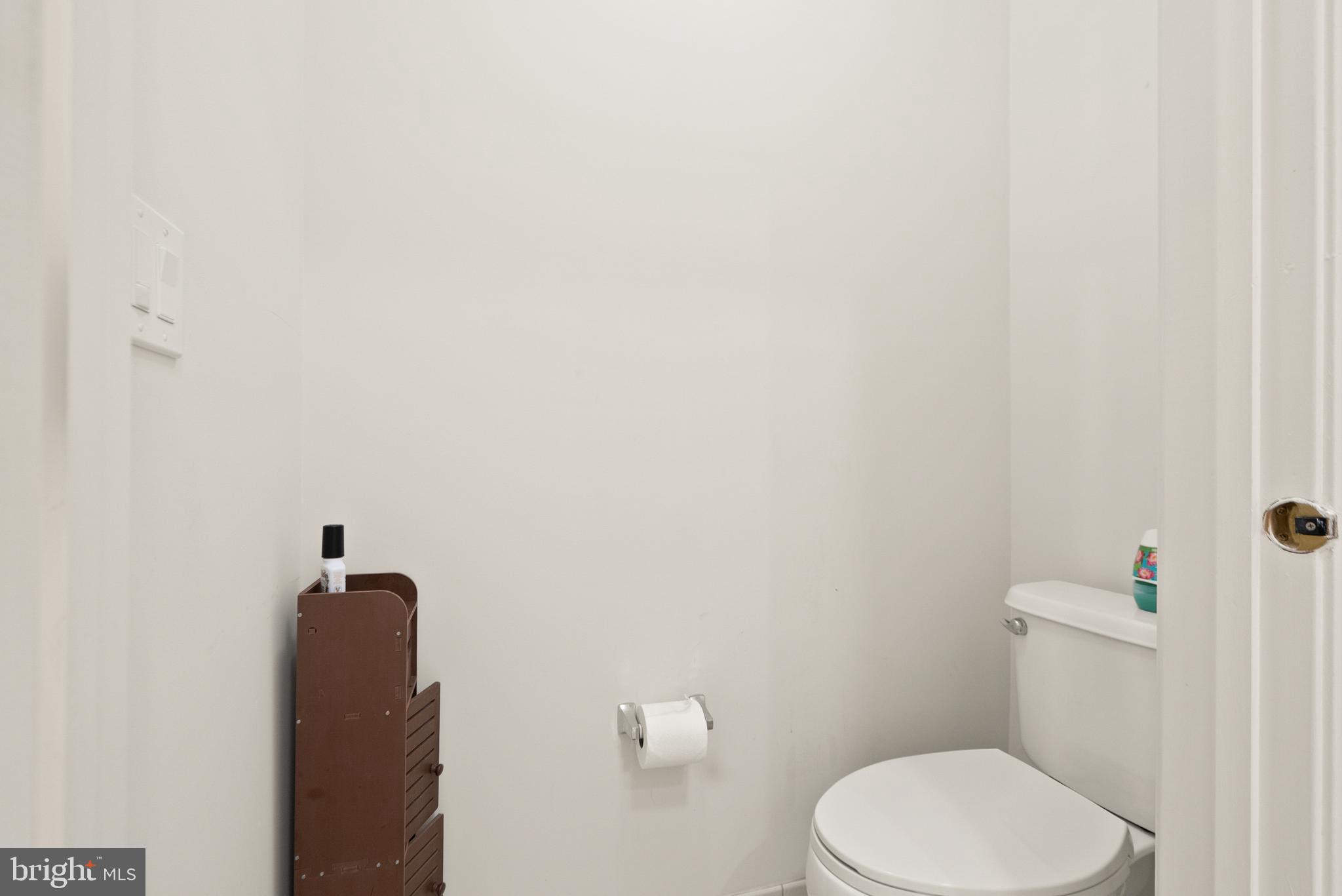 BELMONT COUNTRY CLUB - Residential