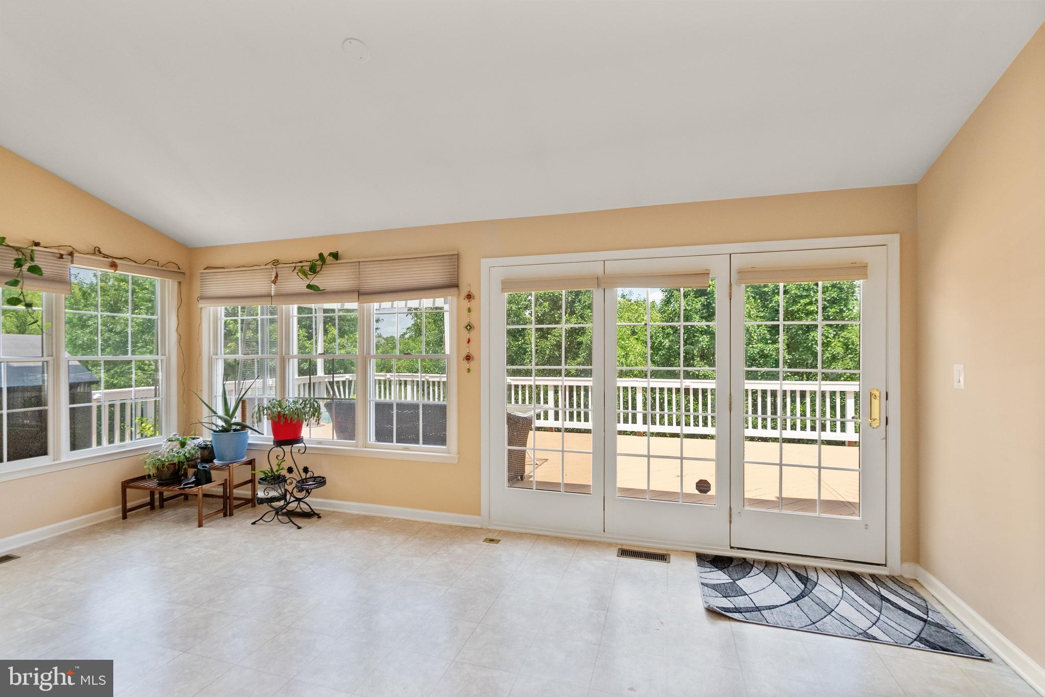 BELMONT COUNTRY CLUB - Residential