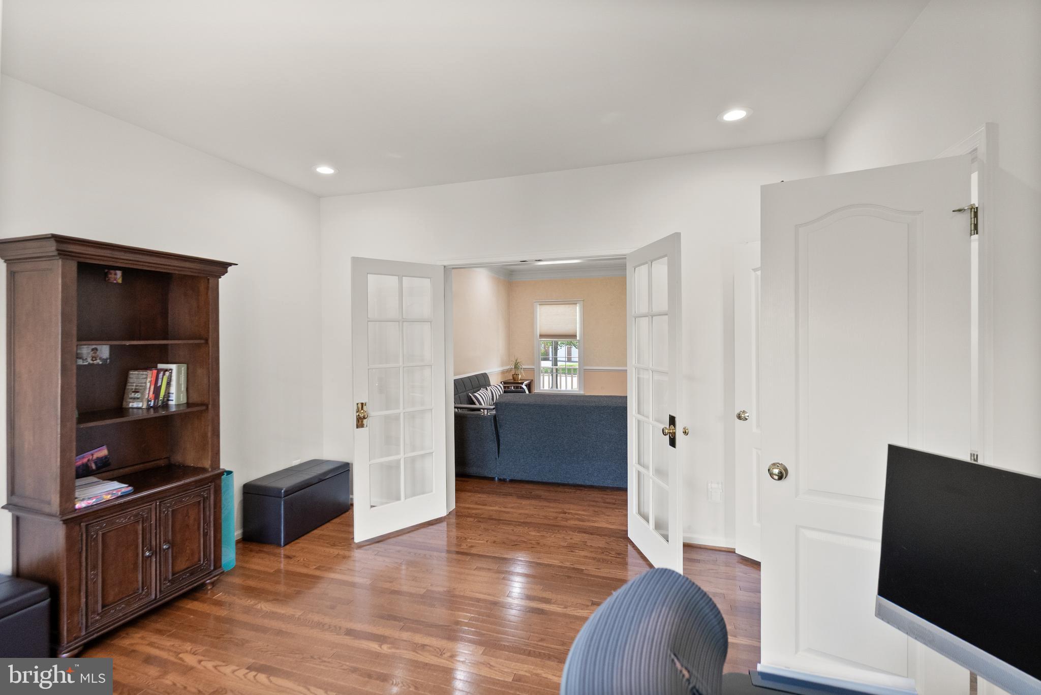 BELMONT COUNTRY CLUB - Residential