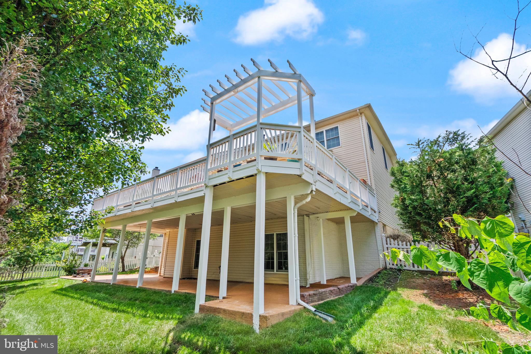 BELMONT COUNTRY CLUB - Residential