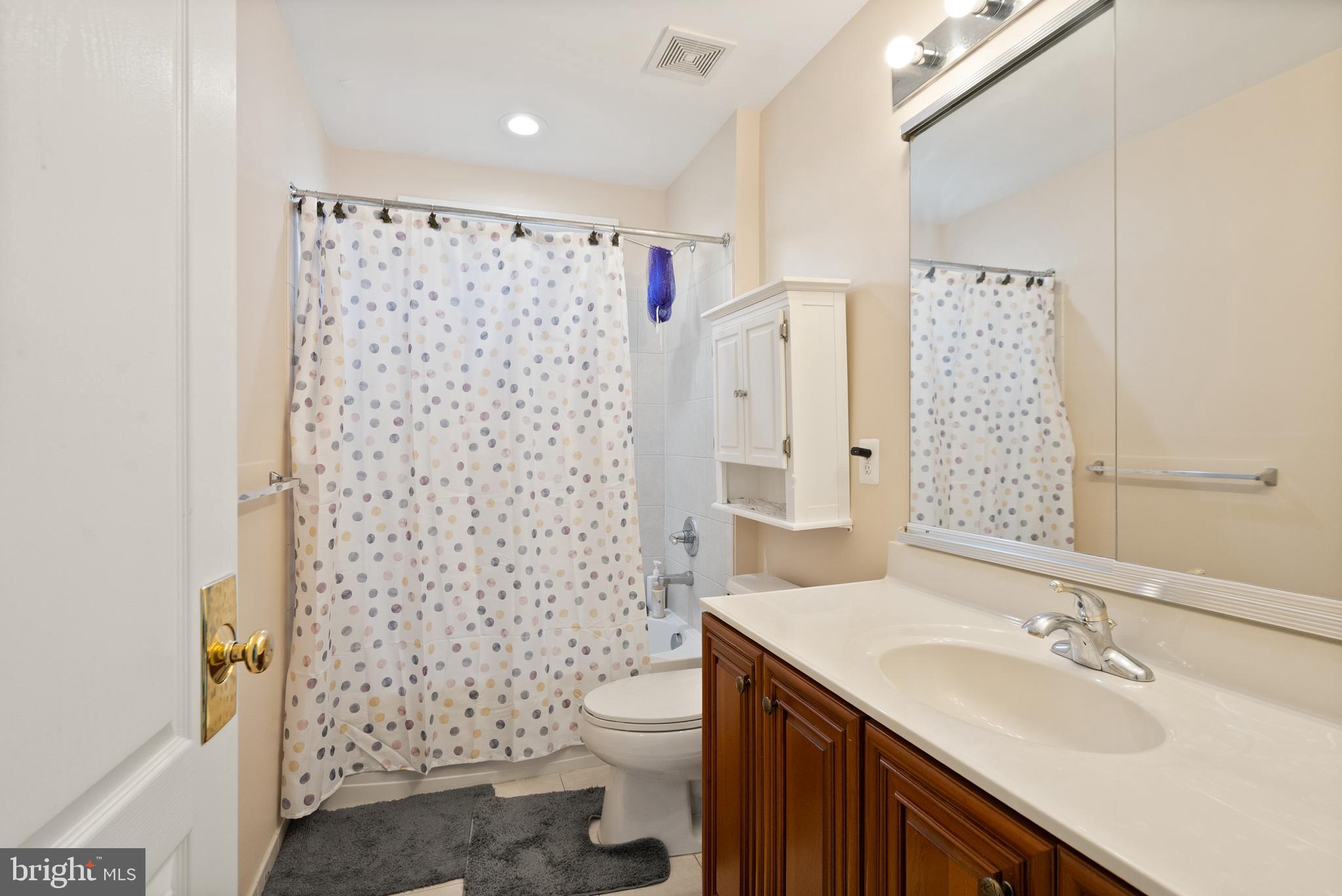 BELMONT COUNTRY CLUB - Residential