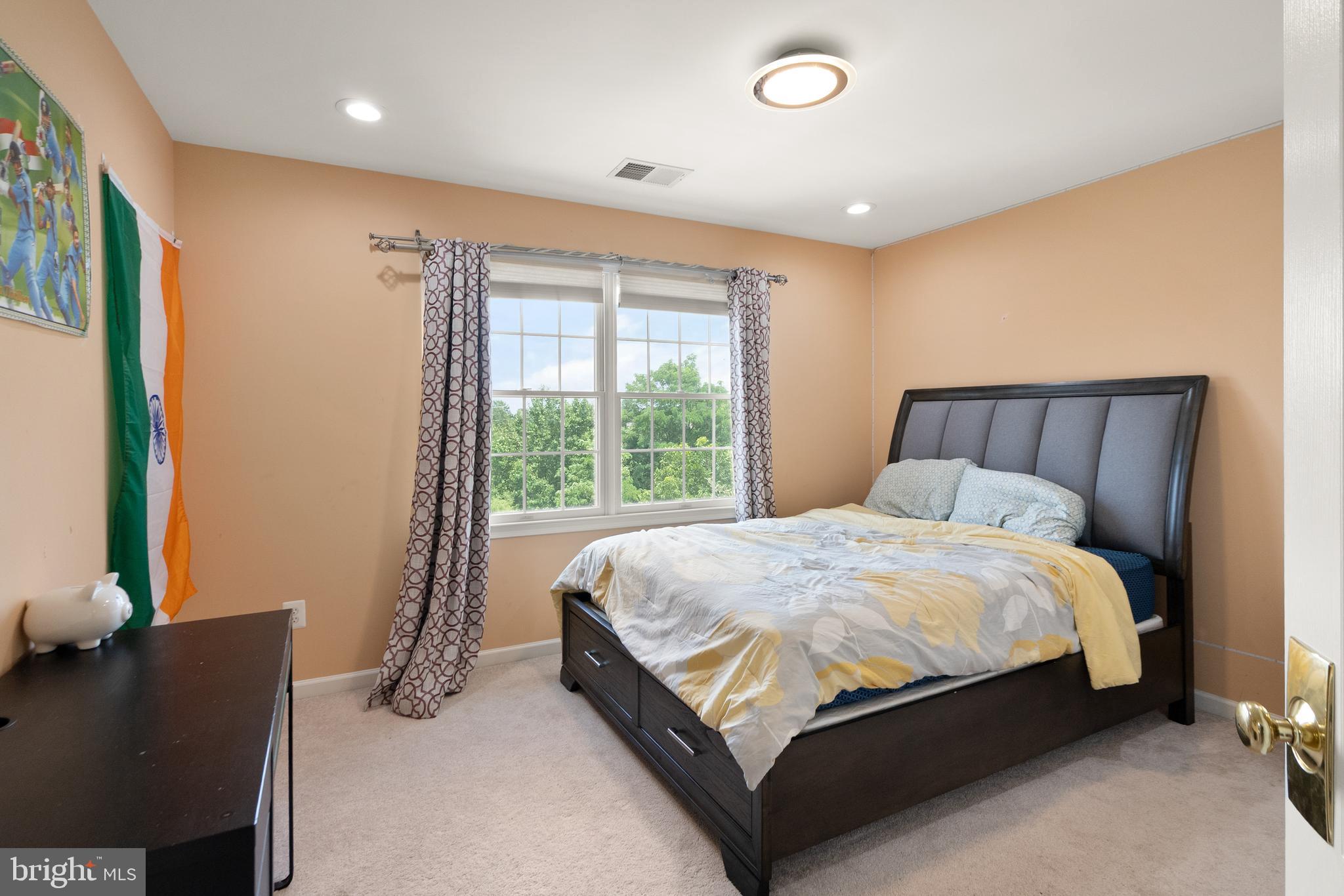 BELMONT COUNTRY CLUB - Residential