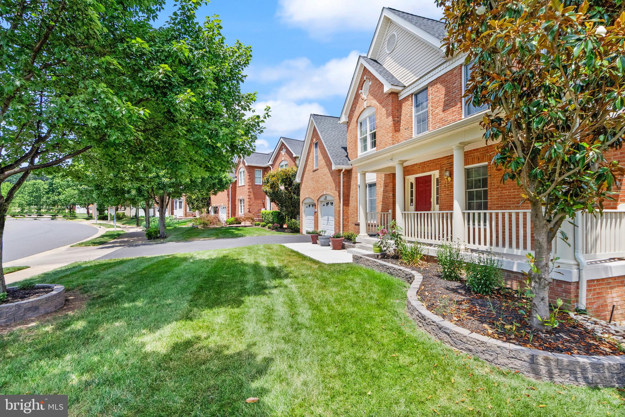 BELMONT COUNTRY CLUB - Residential