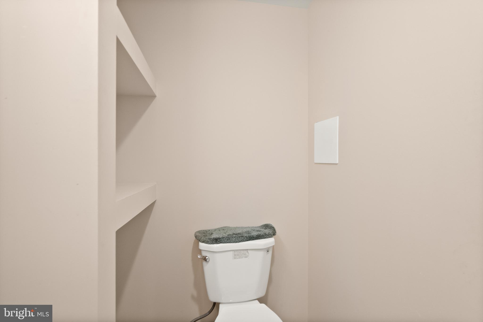 BELMONT COUNTRY CLUB - Residential