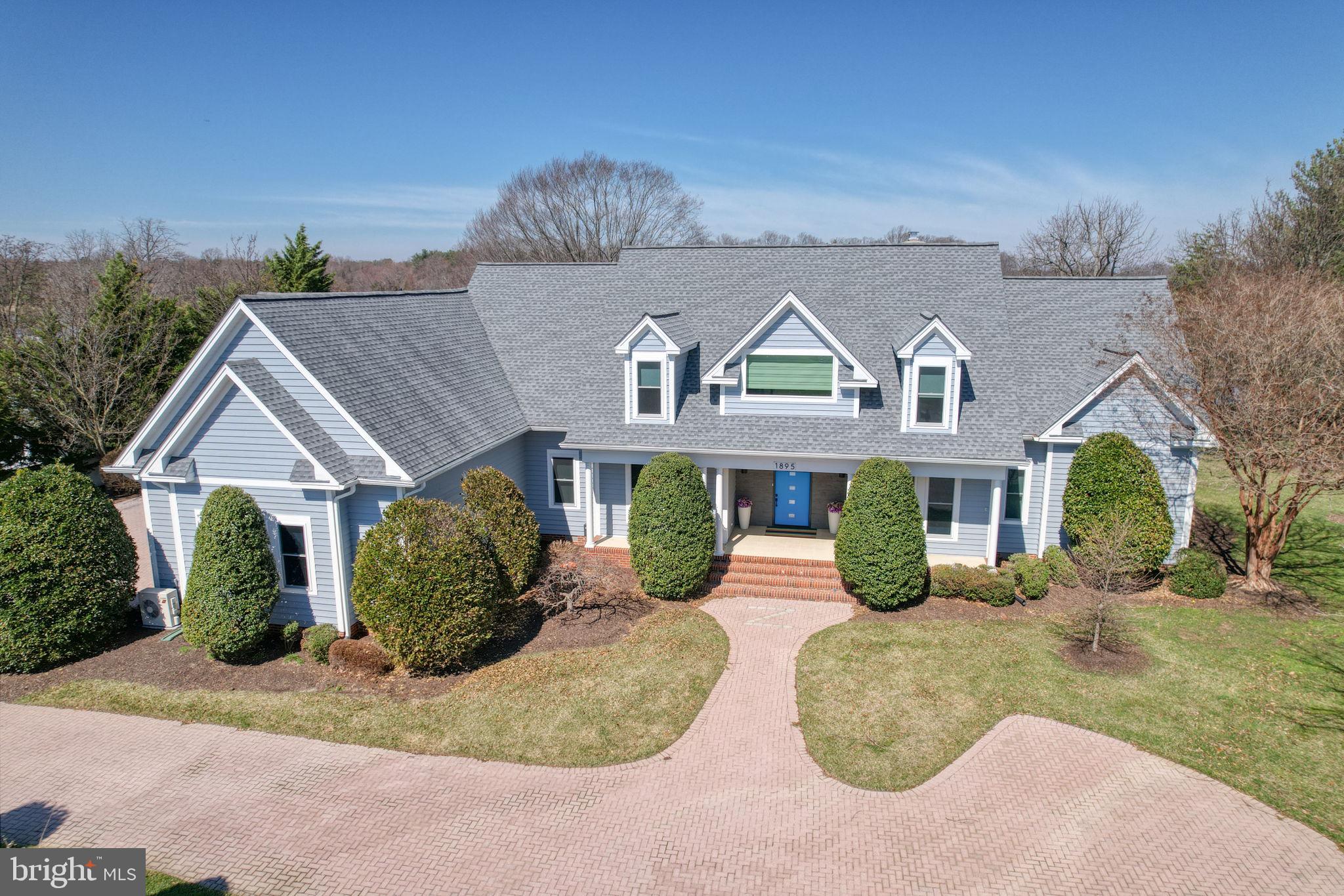 WINDSWEPT - Residential