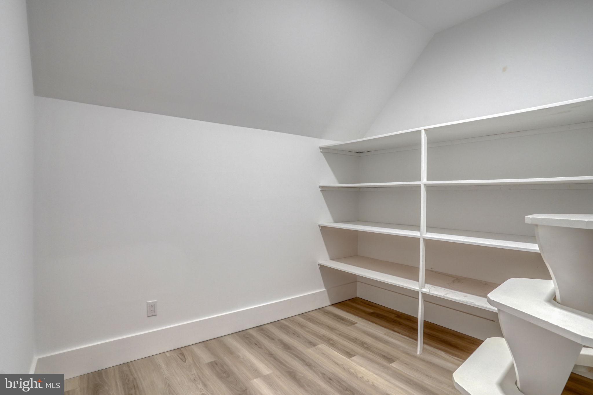 WINDSWEPT - Residential