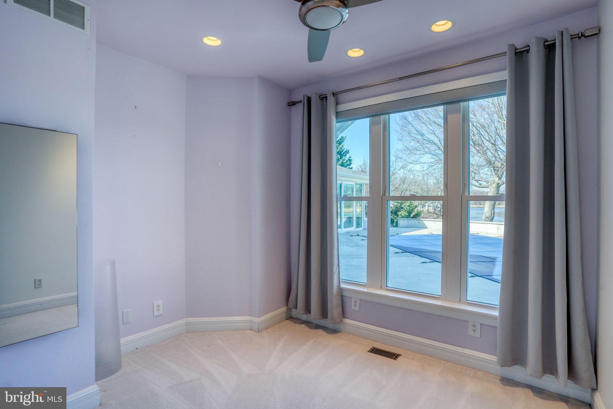 WINDSWEPT - Residential