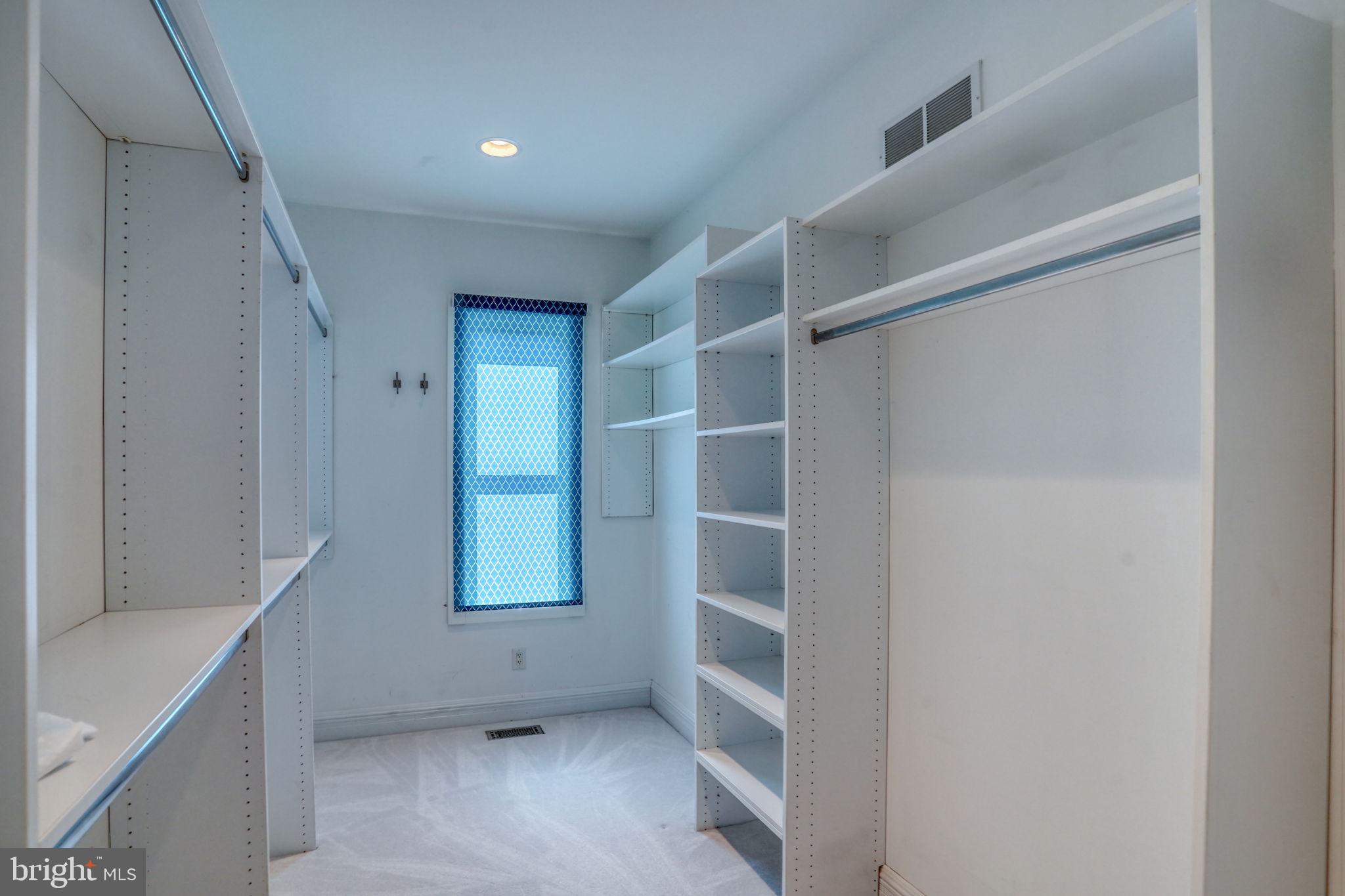 WINDSWEPT - Residential