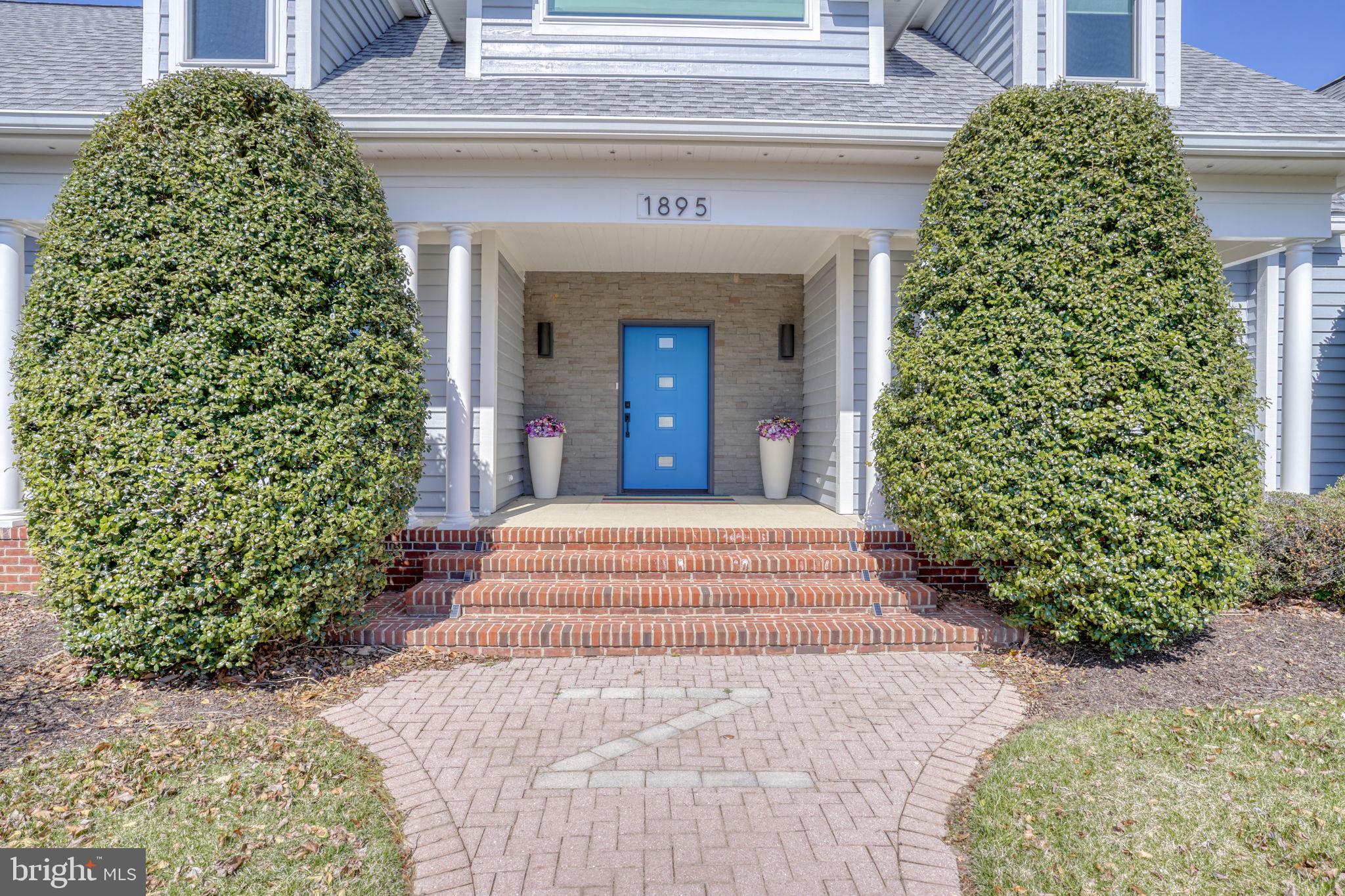 WINDSWEPT - Residential