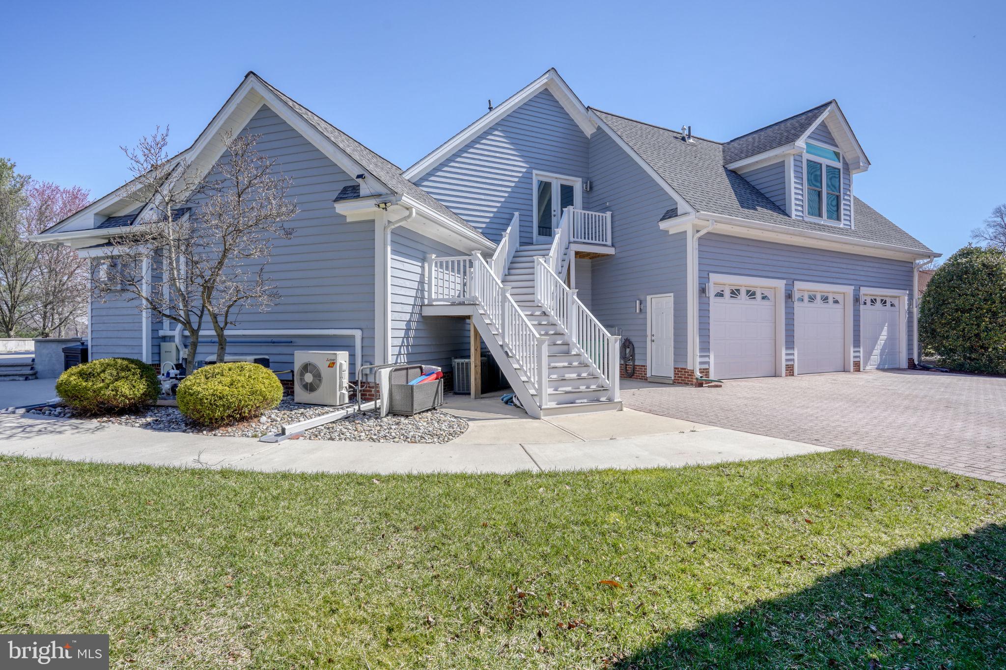 WINDSWEPT - Residential