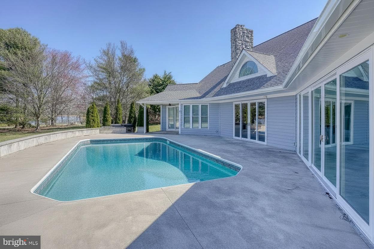 WINDSWEPT - Residential