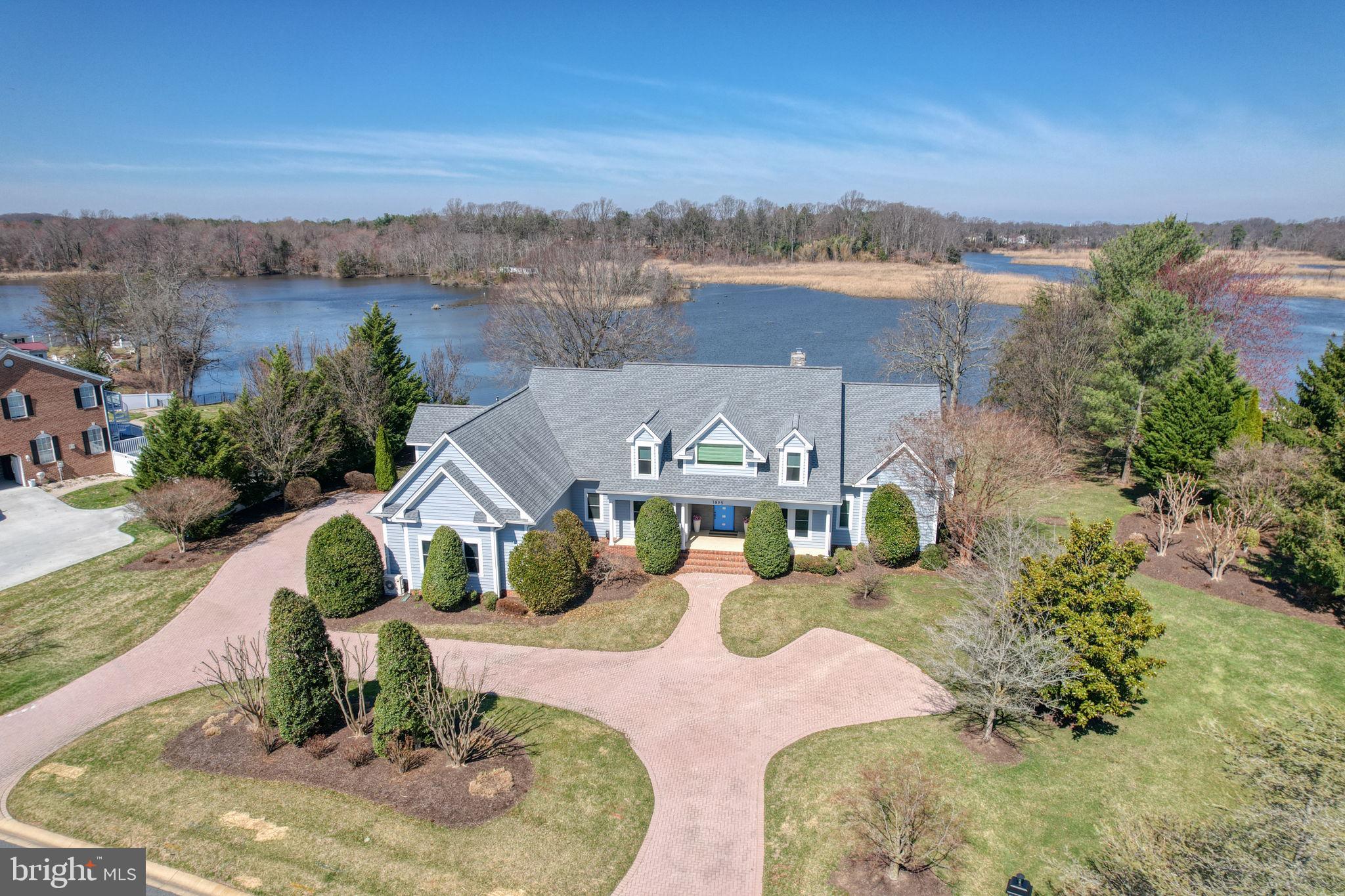 WINDSWEPT - Residential