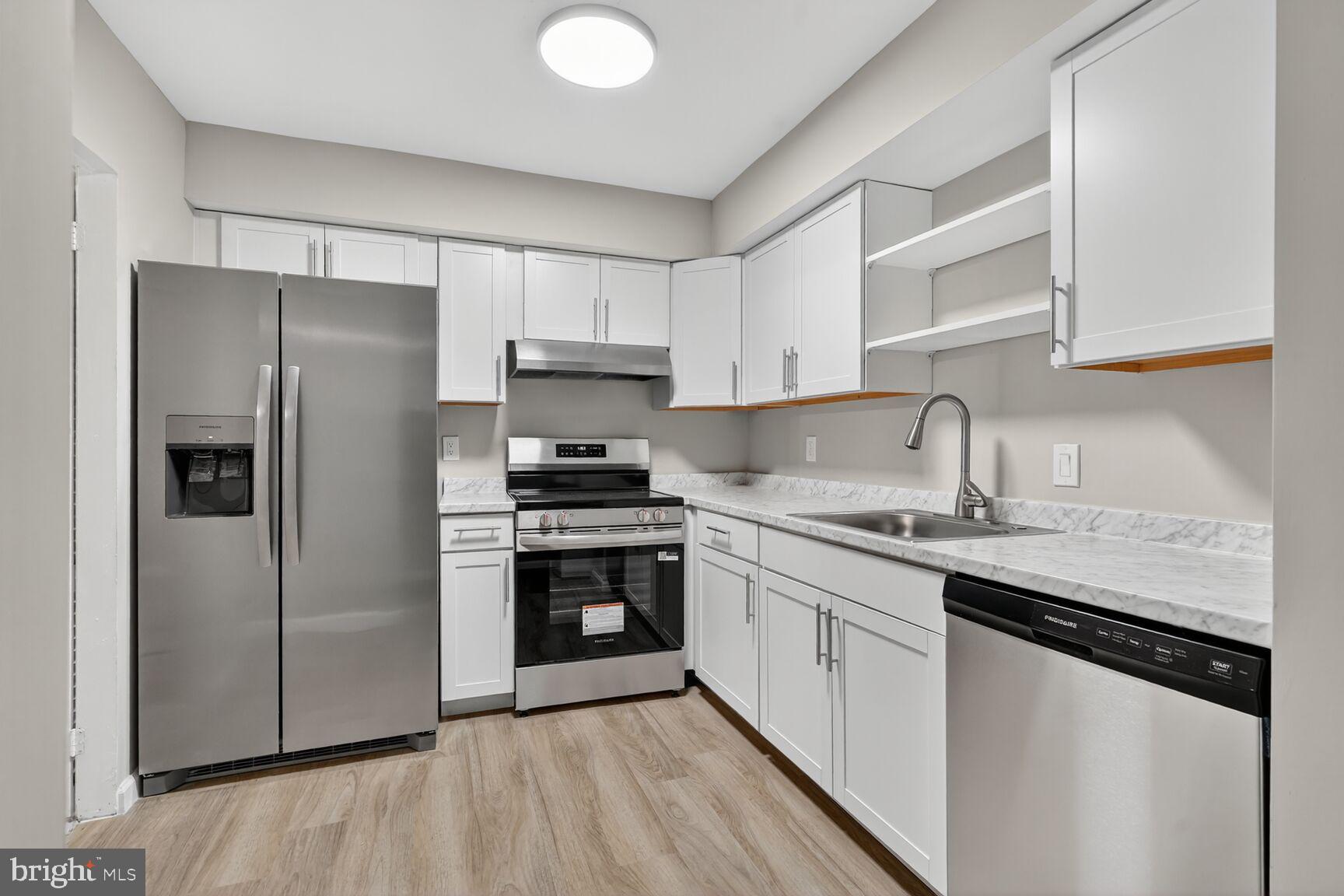 9200 EDWARDS WAY 811