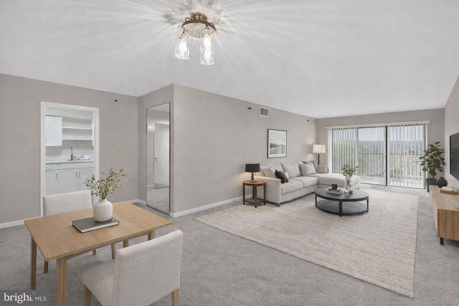 RACQUET CLUB - Residential