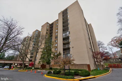 9200 Edwards Way Unit 811, Hyattsville, MD 20783 - #: MDPG2183902