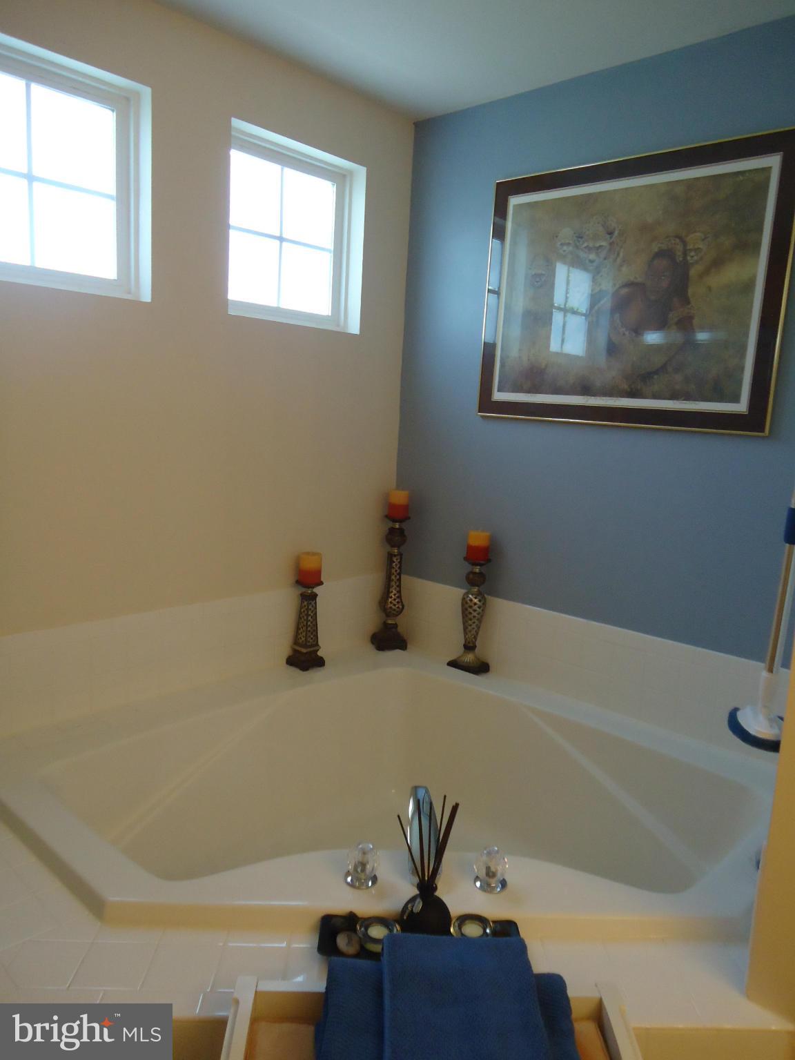 PERRYWOOD - Residential