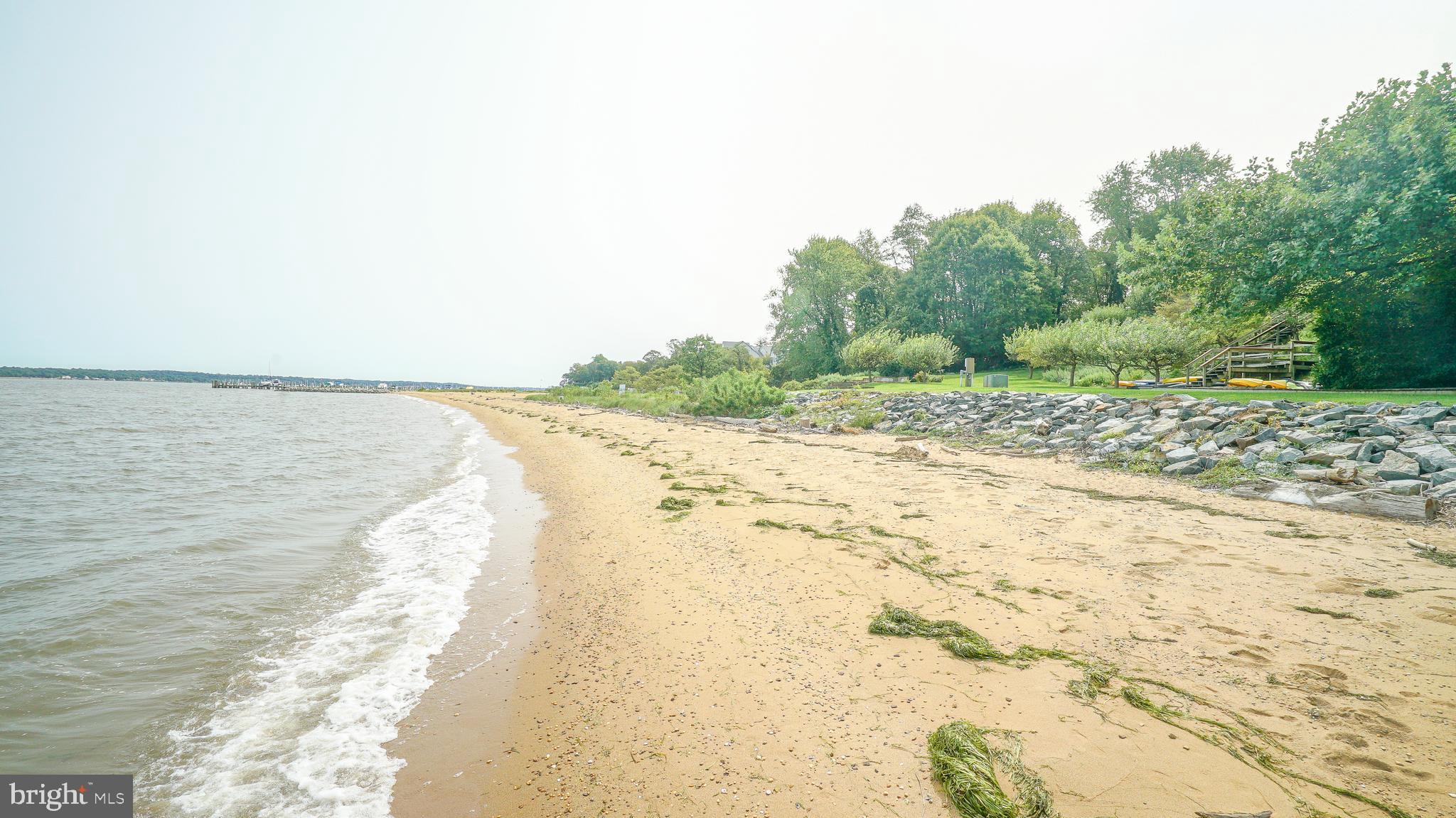 CREWS LANDING - Residential