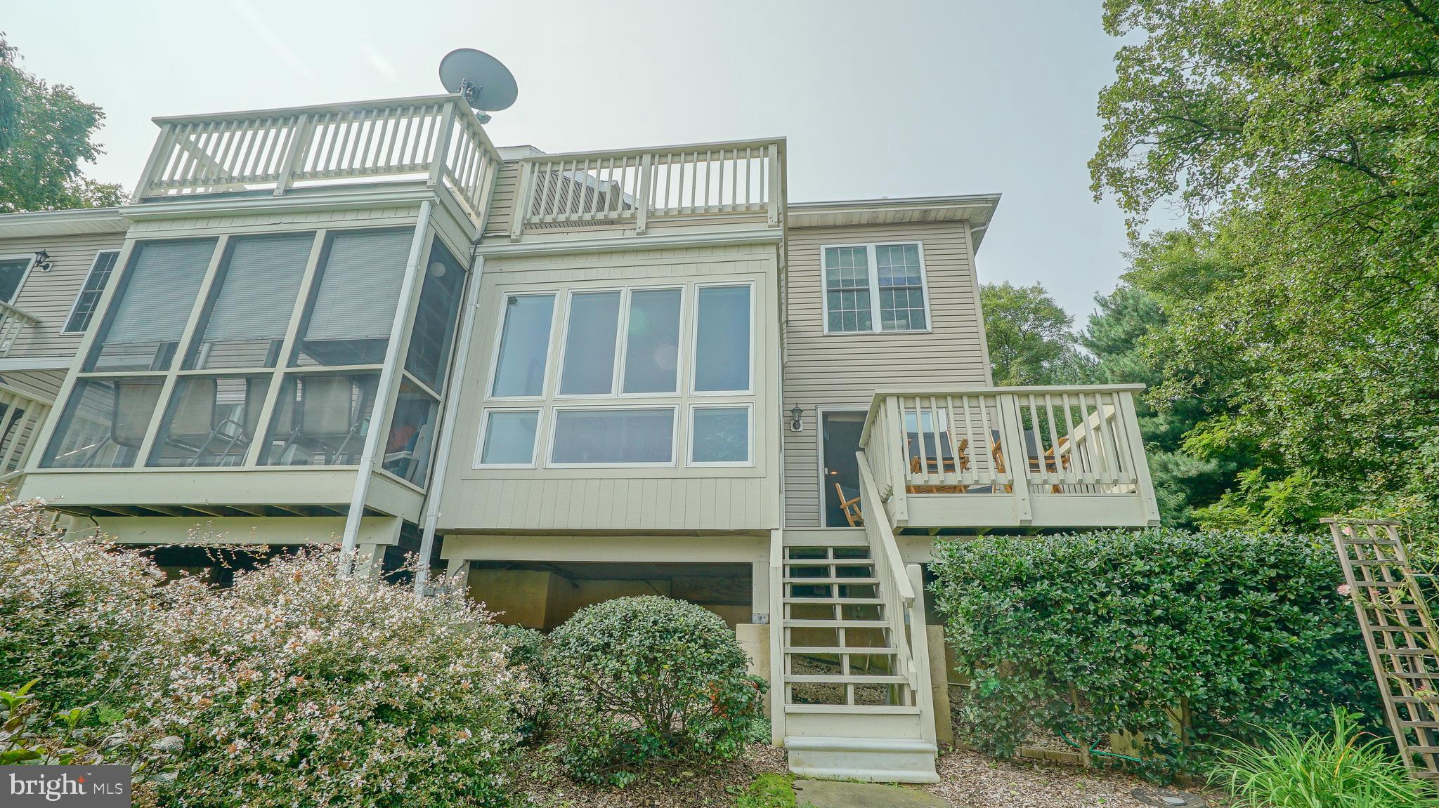 CREWS LANDING - Residential