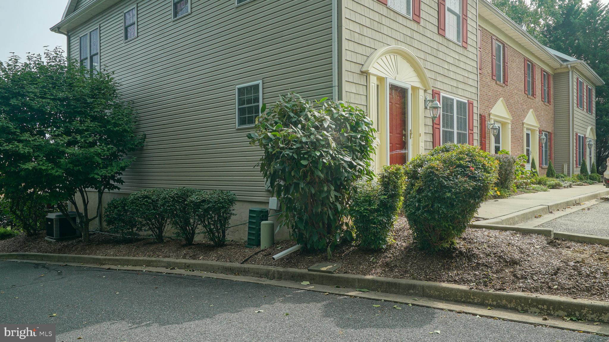 CREWS LANDING - Residential