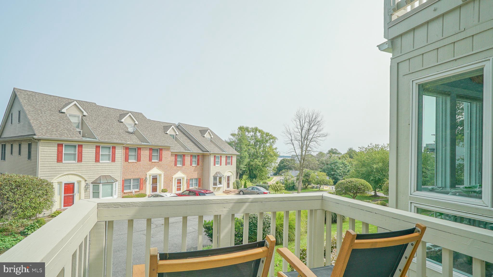 CREWS LANDING - Residential