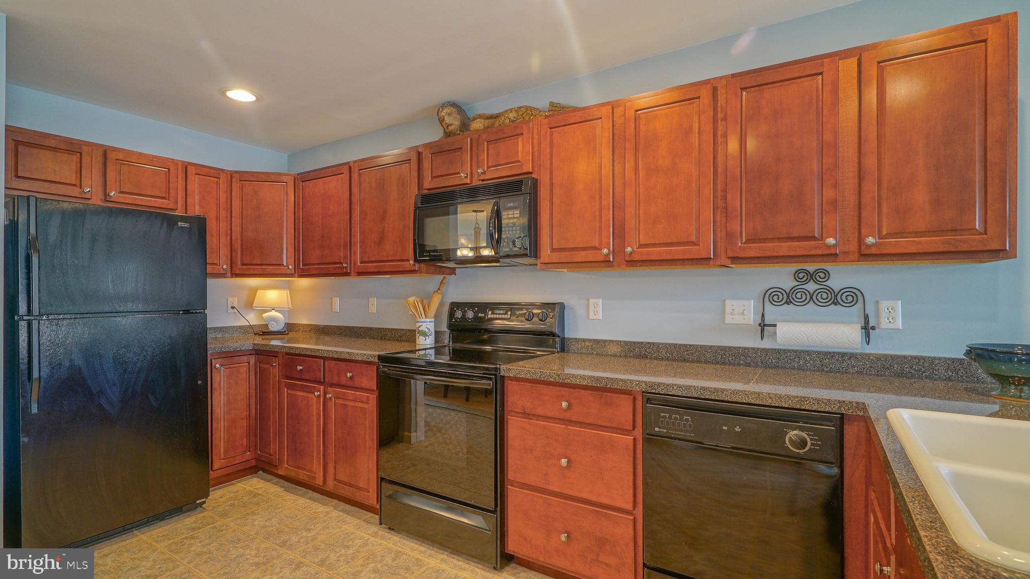 CREWS LANDING - Residential