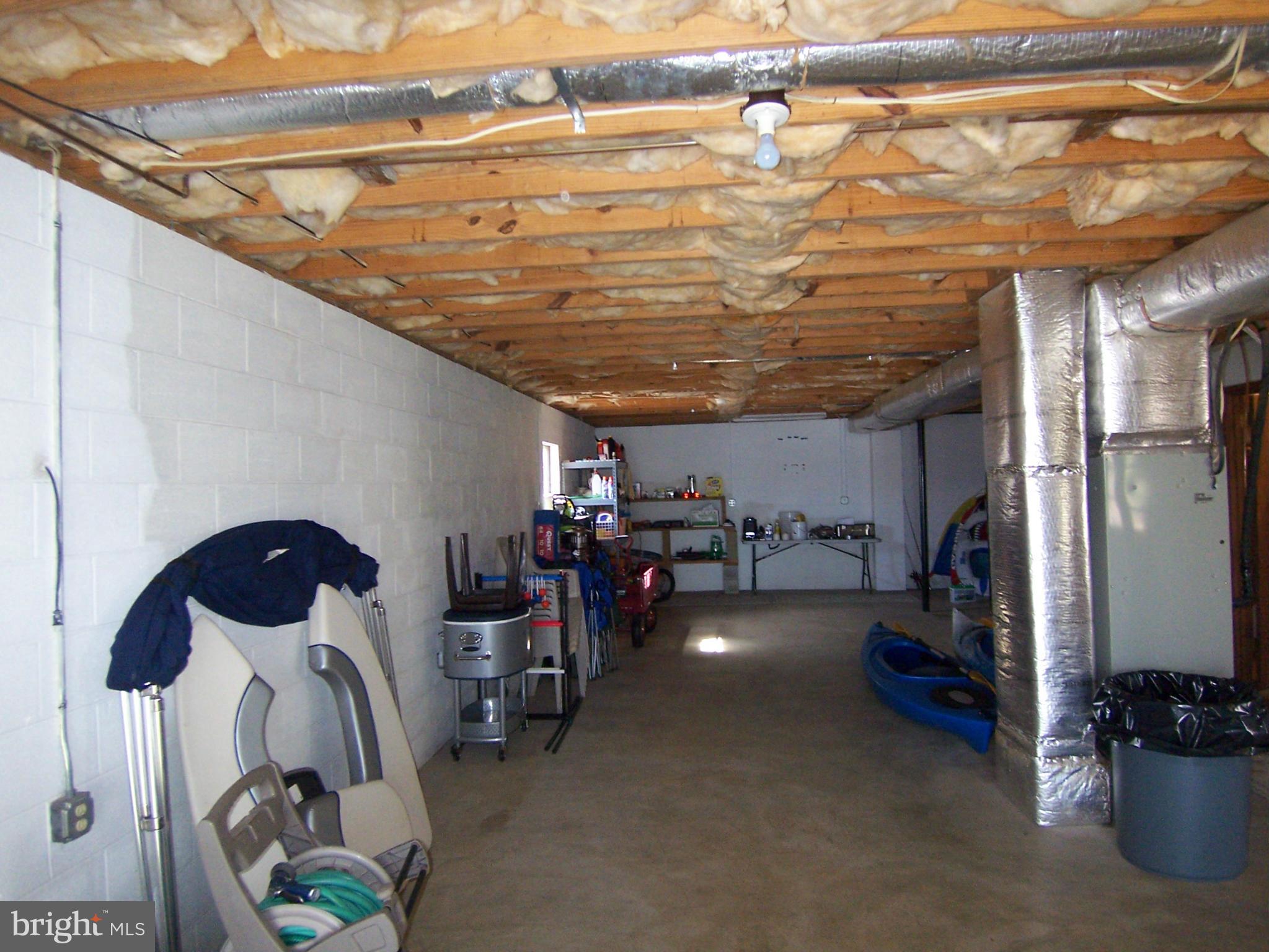 LAKE CAROLINE - Residential