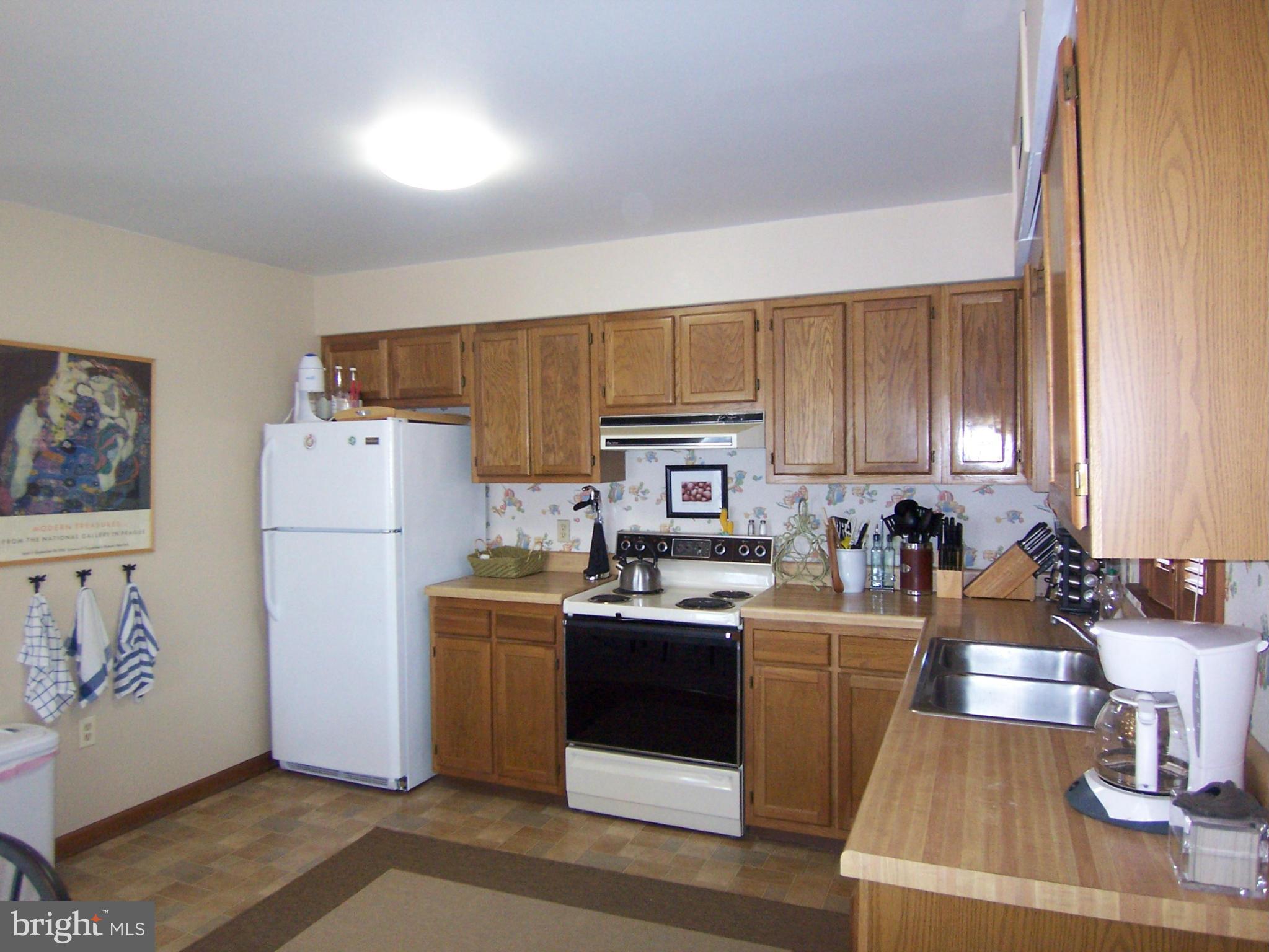 LAKE CAROLINE - Residential