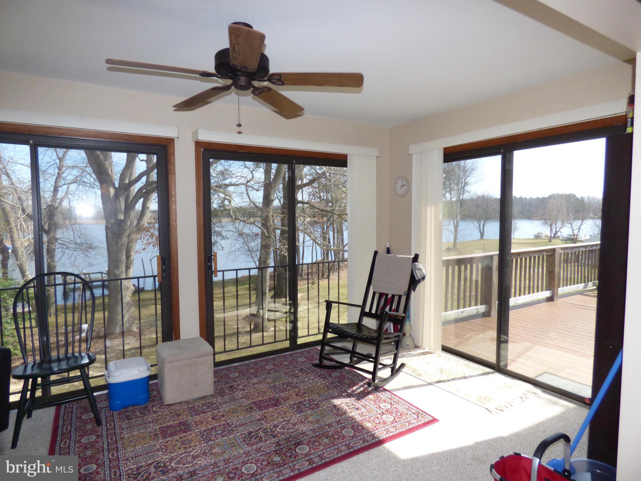 LAKE CAROLINE - Residential