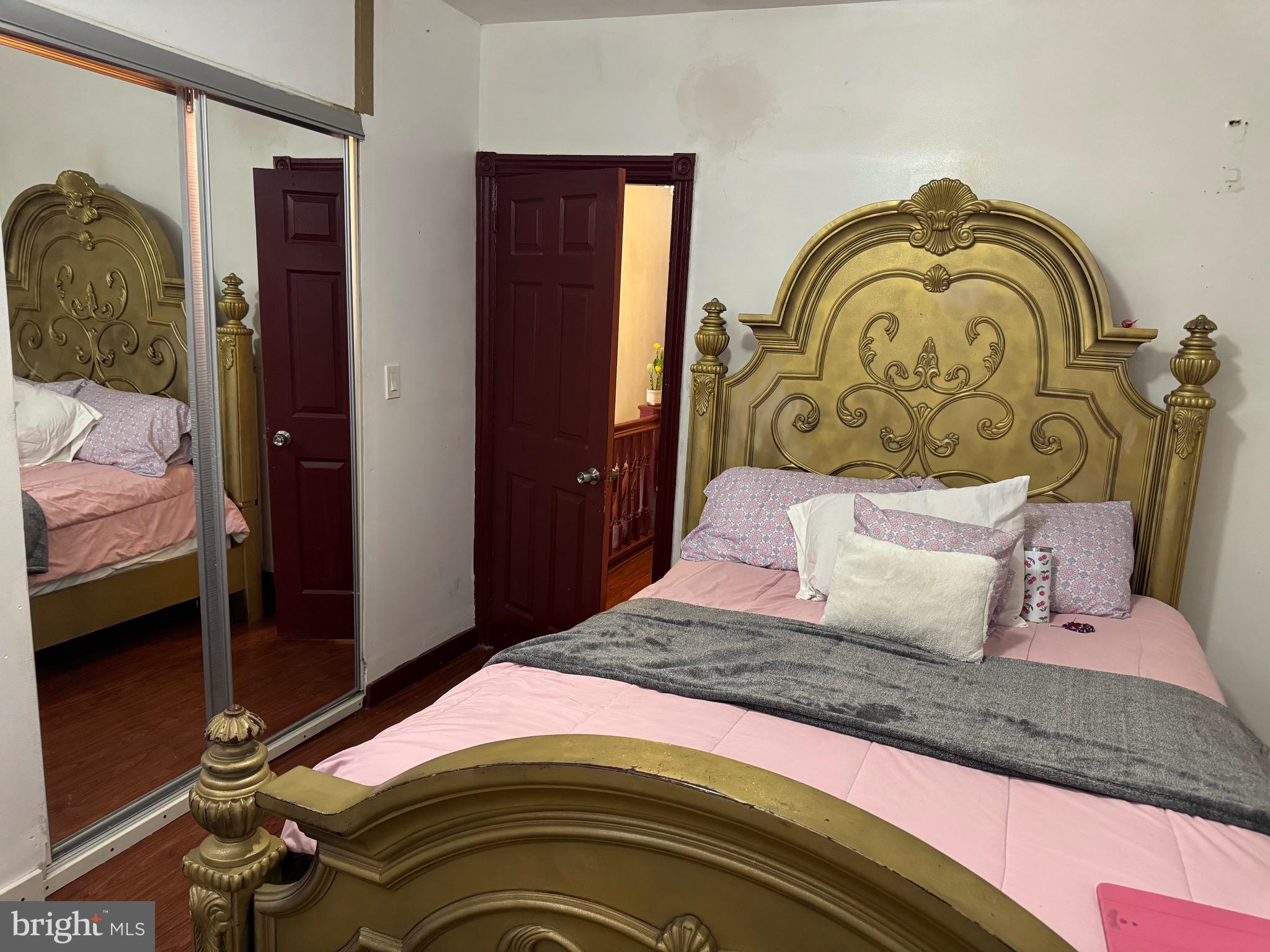 PHILADELPHIA (WEST) - Residential