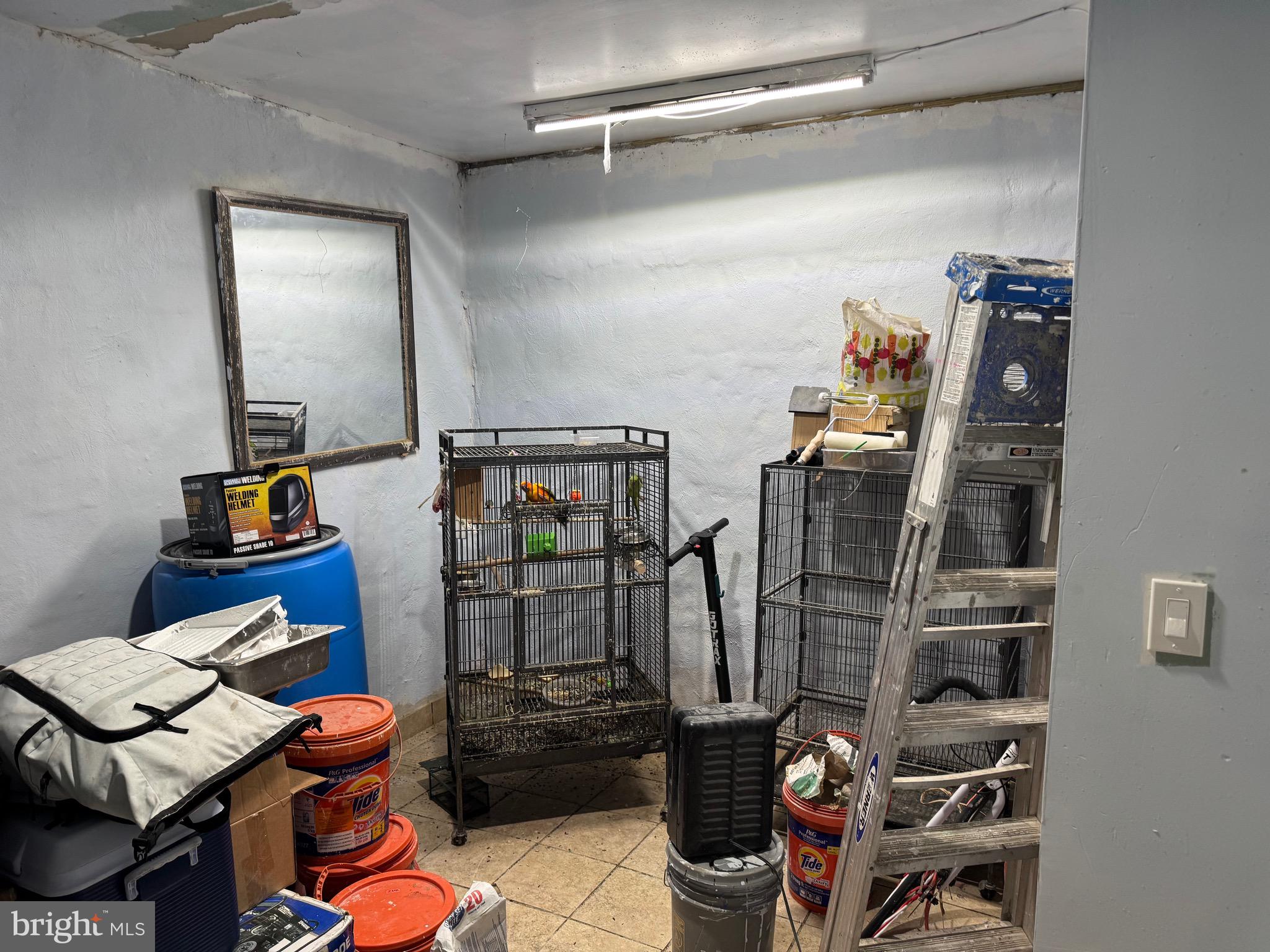 PHILADELPHIA (WEST) - Residential