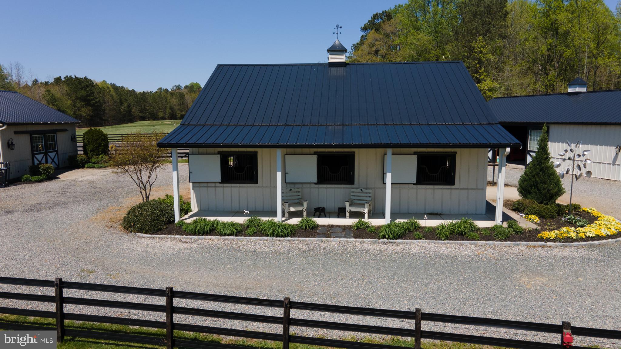 RED HILL - Residential