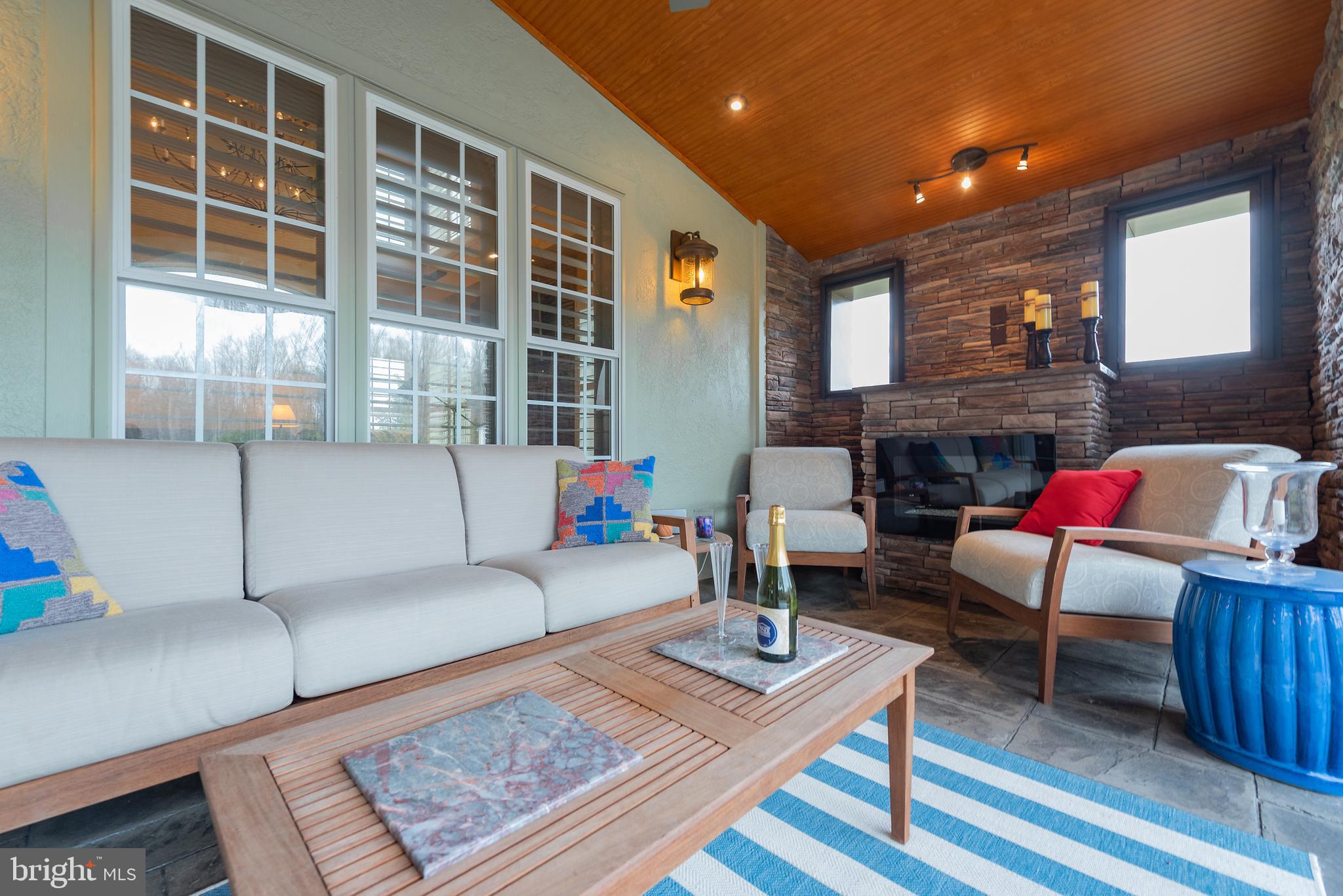 RED HILL - Residential