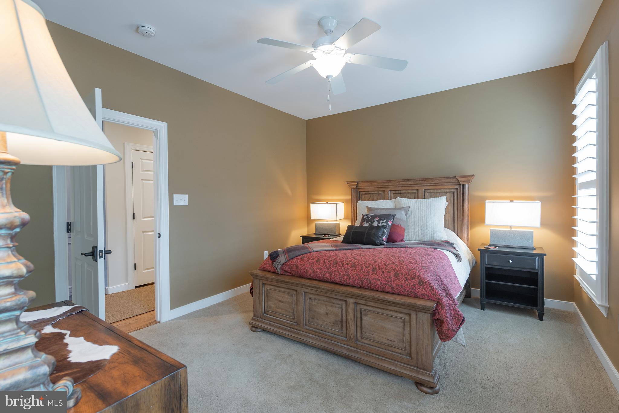 RED HILL - Residential