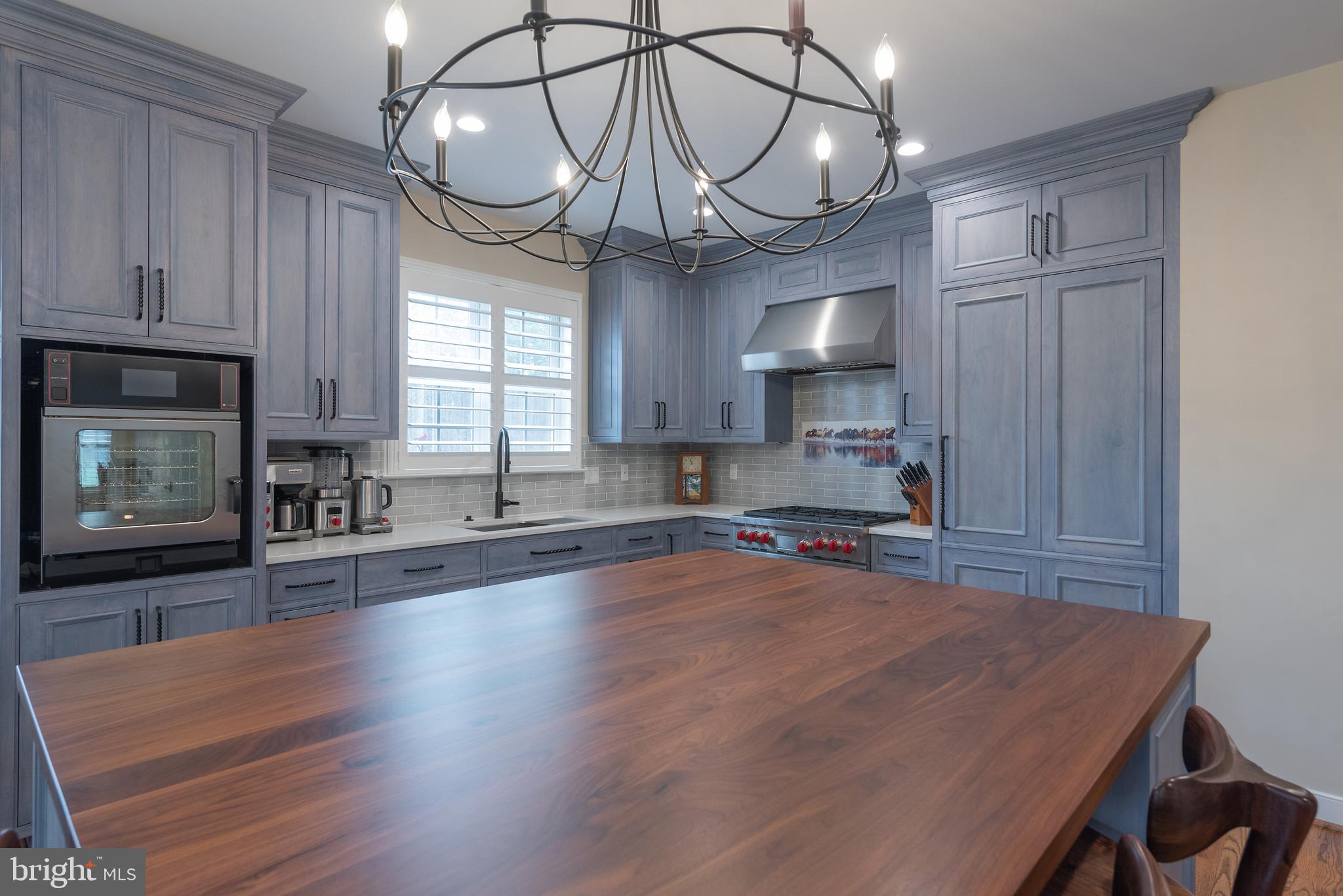 RED HILL - Residential