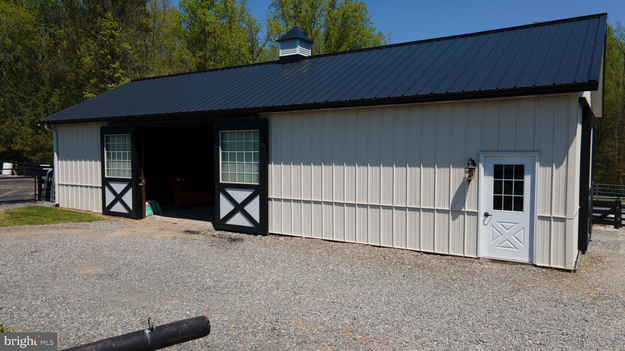 RED HILL - Residential