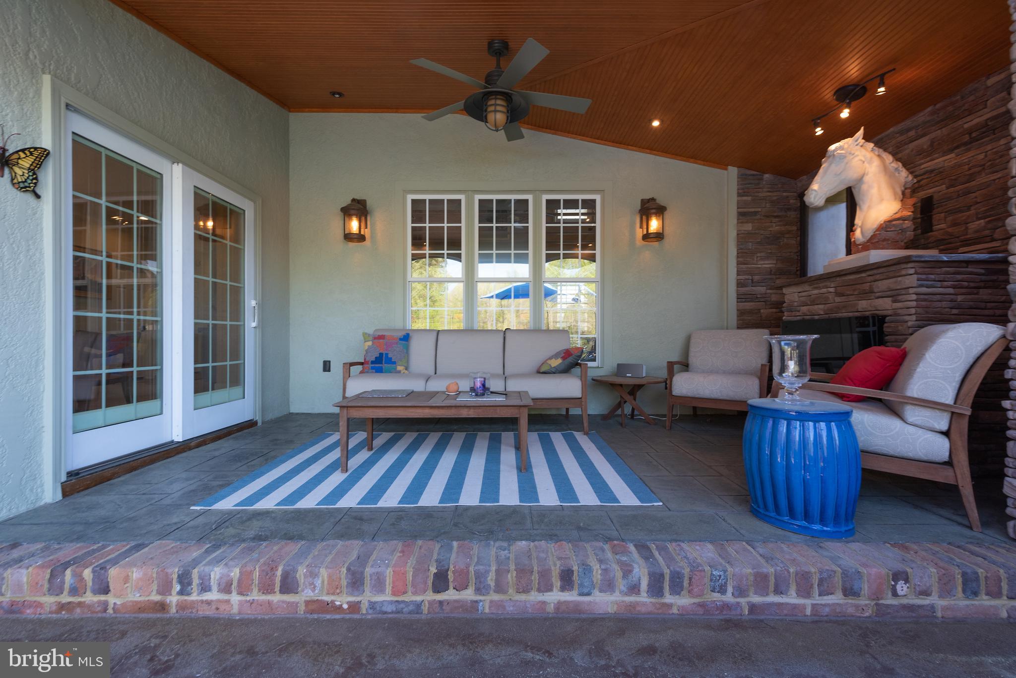 RED HILL - Residential