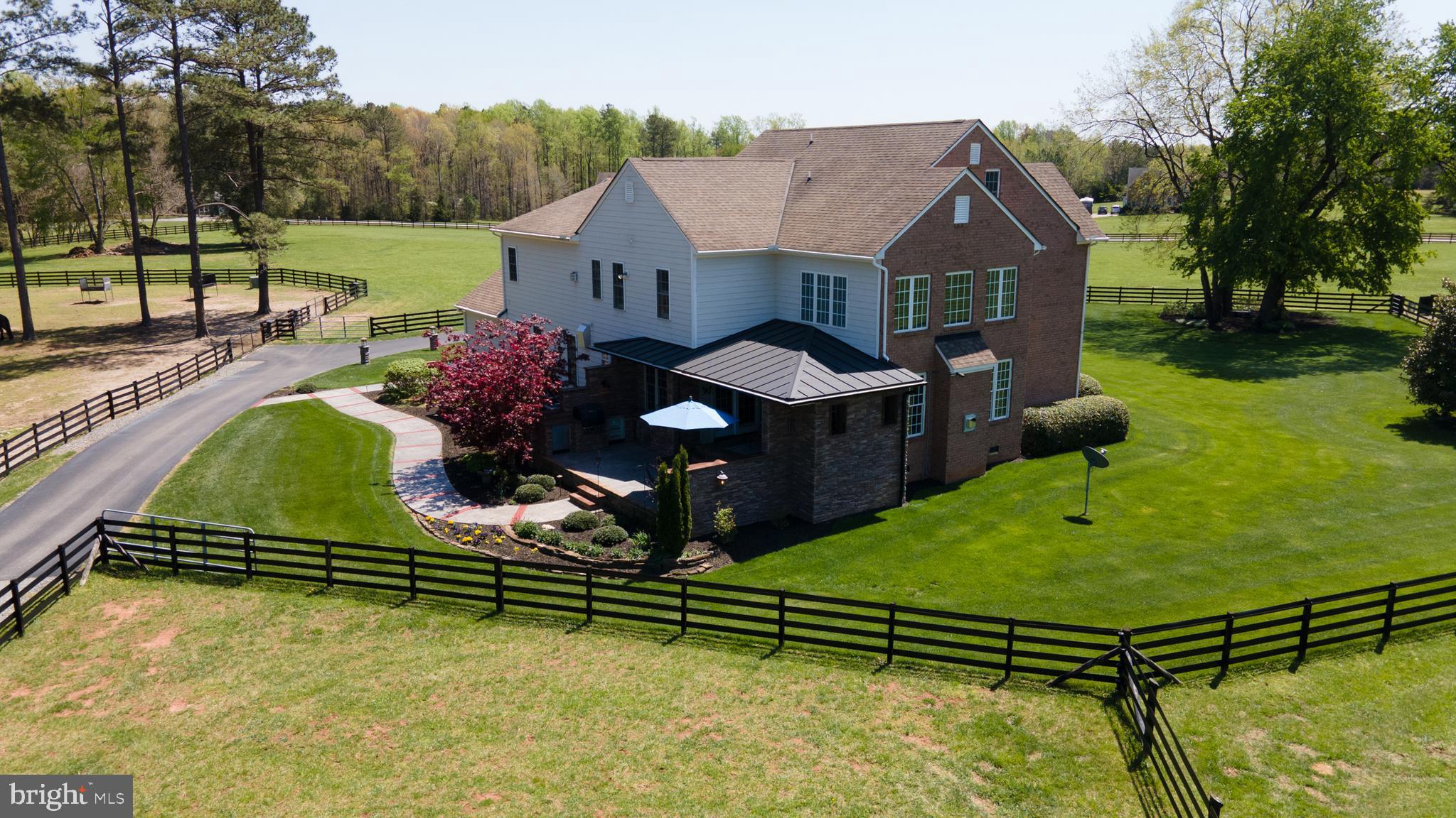 RED HILL - Residential