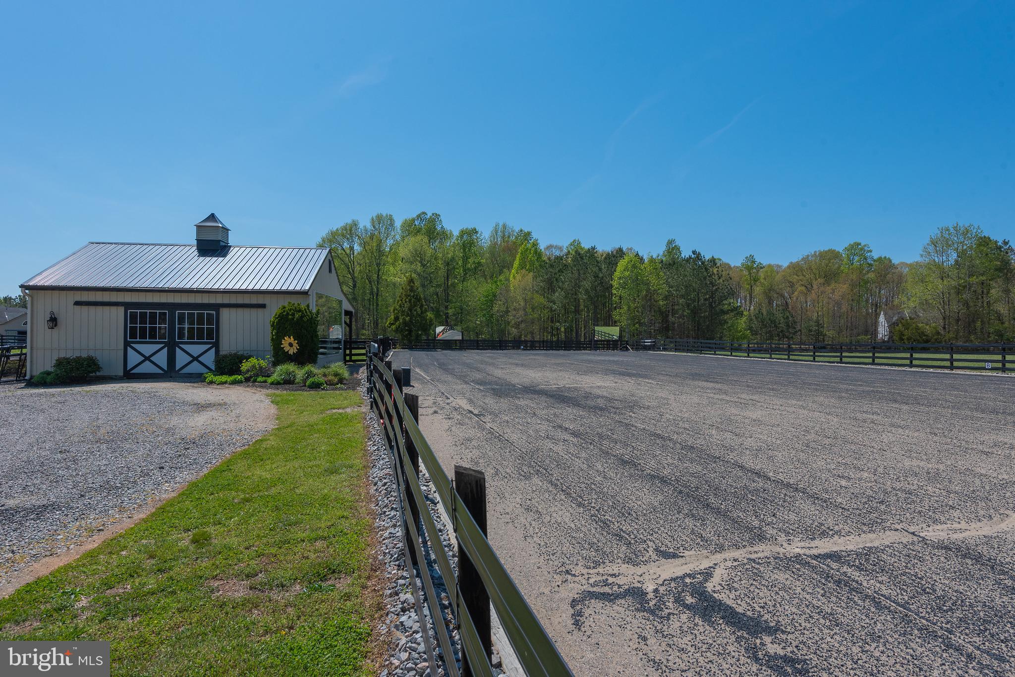 RED HILL - Residential