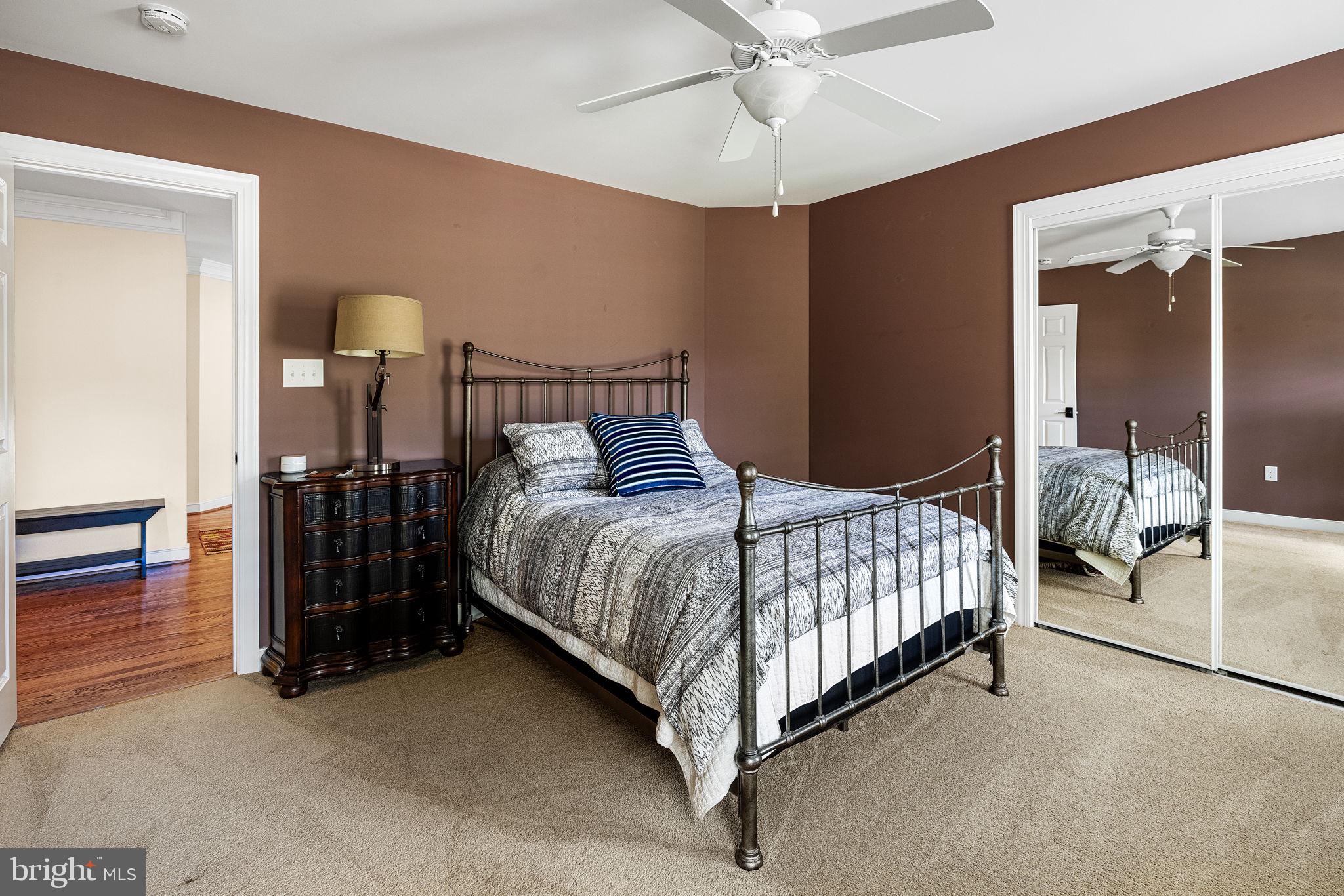 RED HILL - Residential