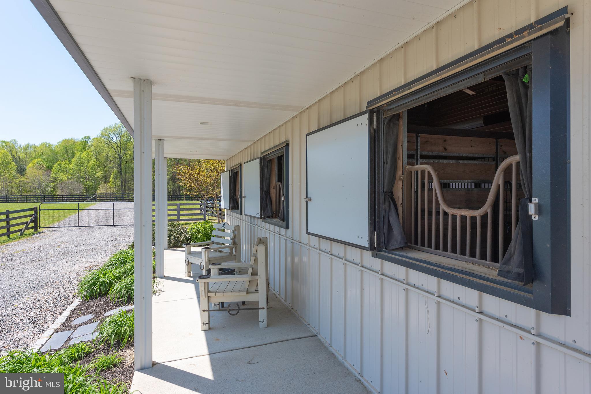 RED HILL - Residential