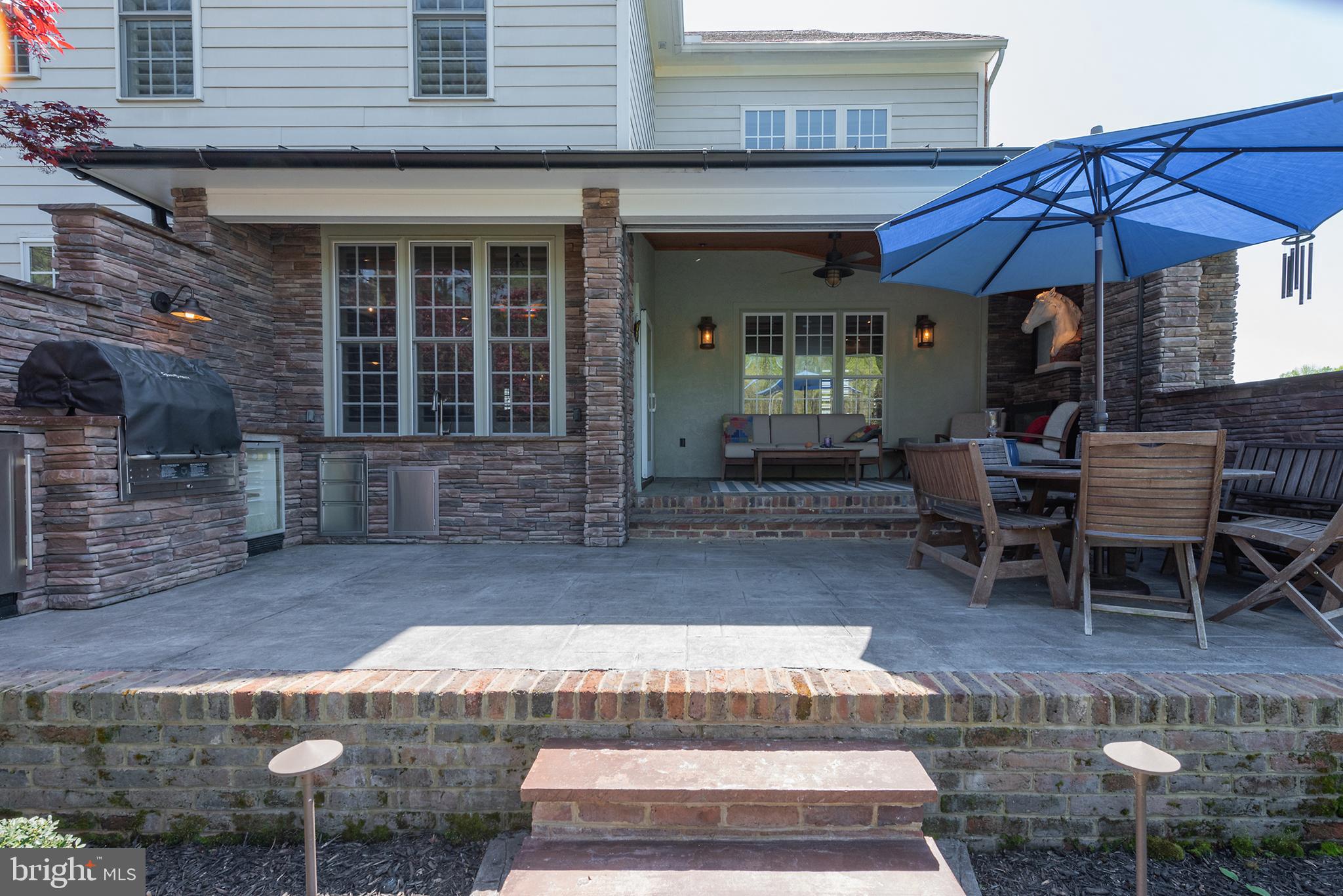 RED HILL - Residential