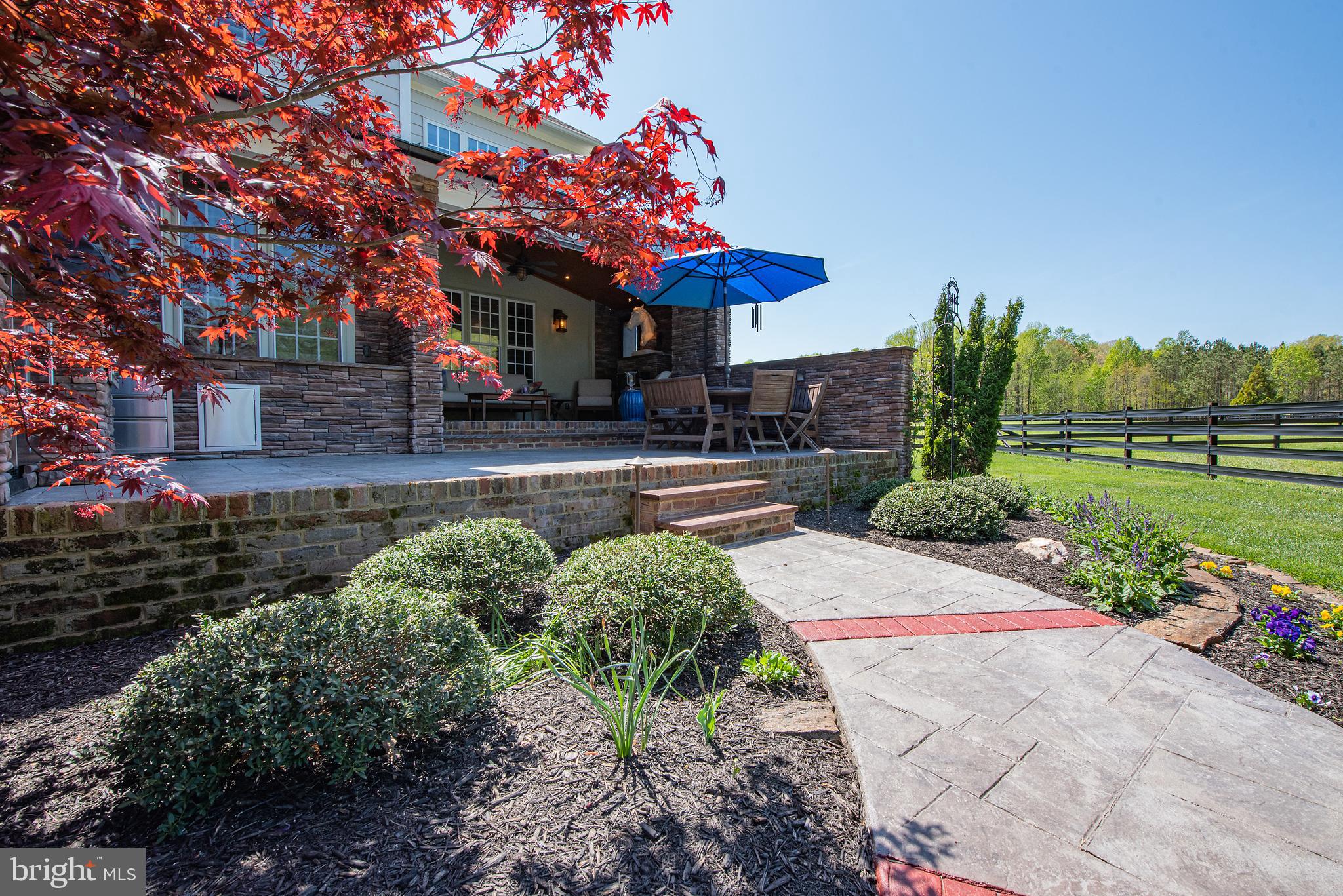 RED HILL - Residential