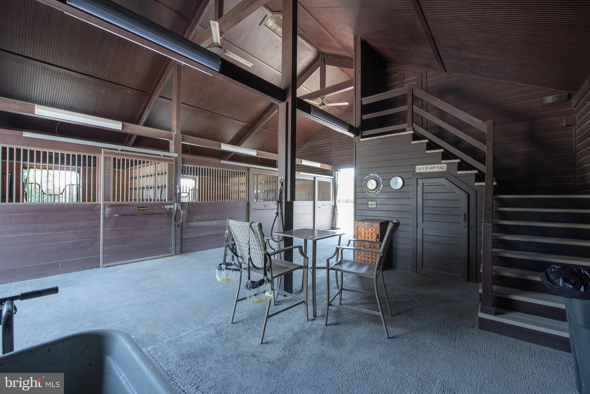 RED HILL - Residential