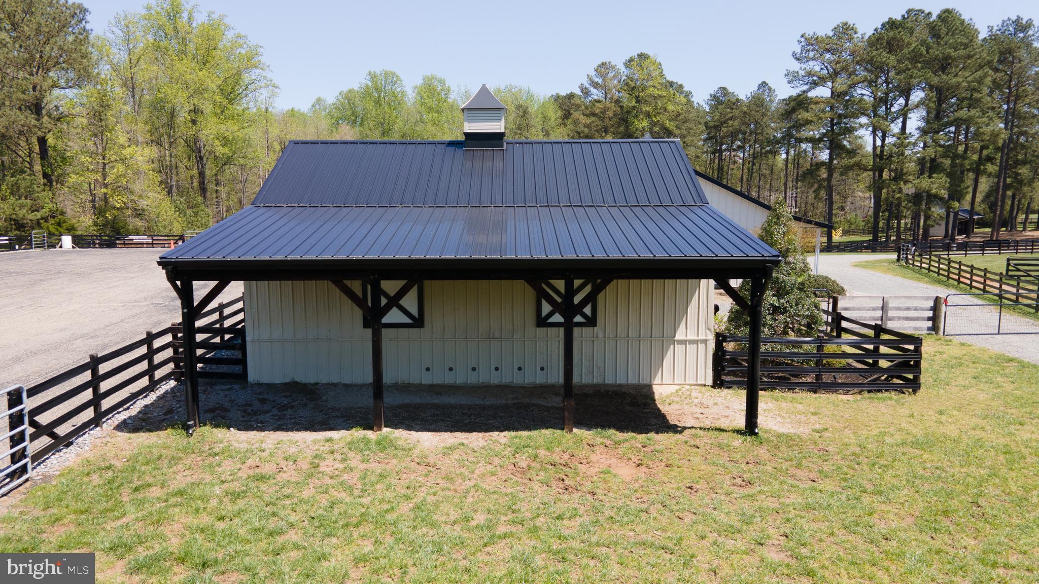 RED HILL - Residential