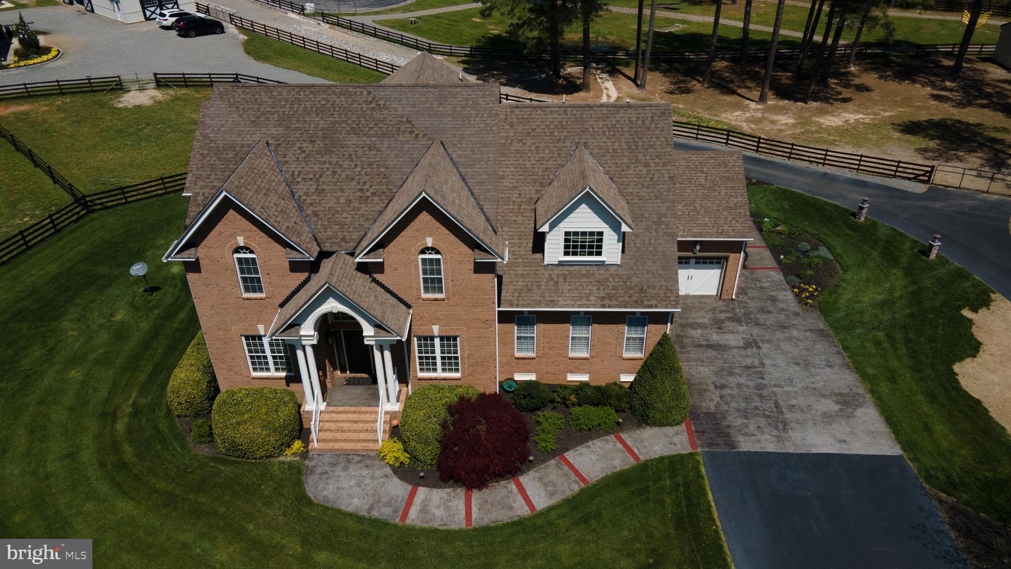 RED HILL - Residential