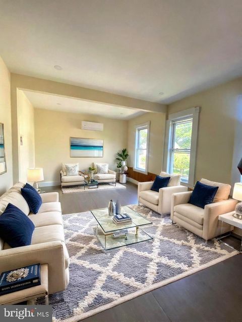 724 HUNTER STREET GLOUCESTER CITY NJ 08030