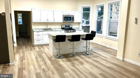 724 HUNTER STREET GLOUCESTER CITY NJ 08030