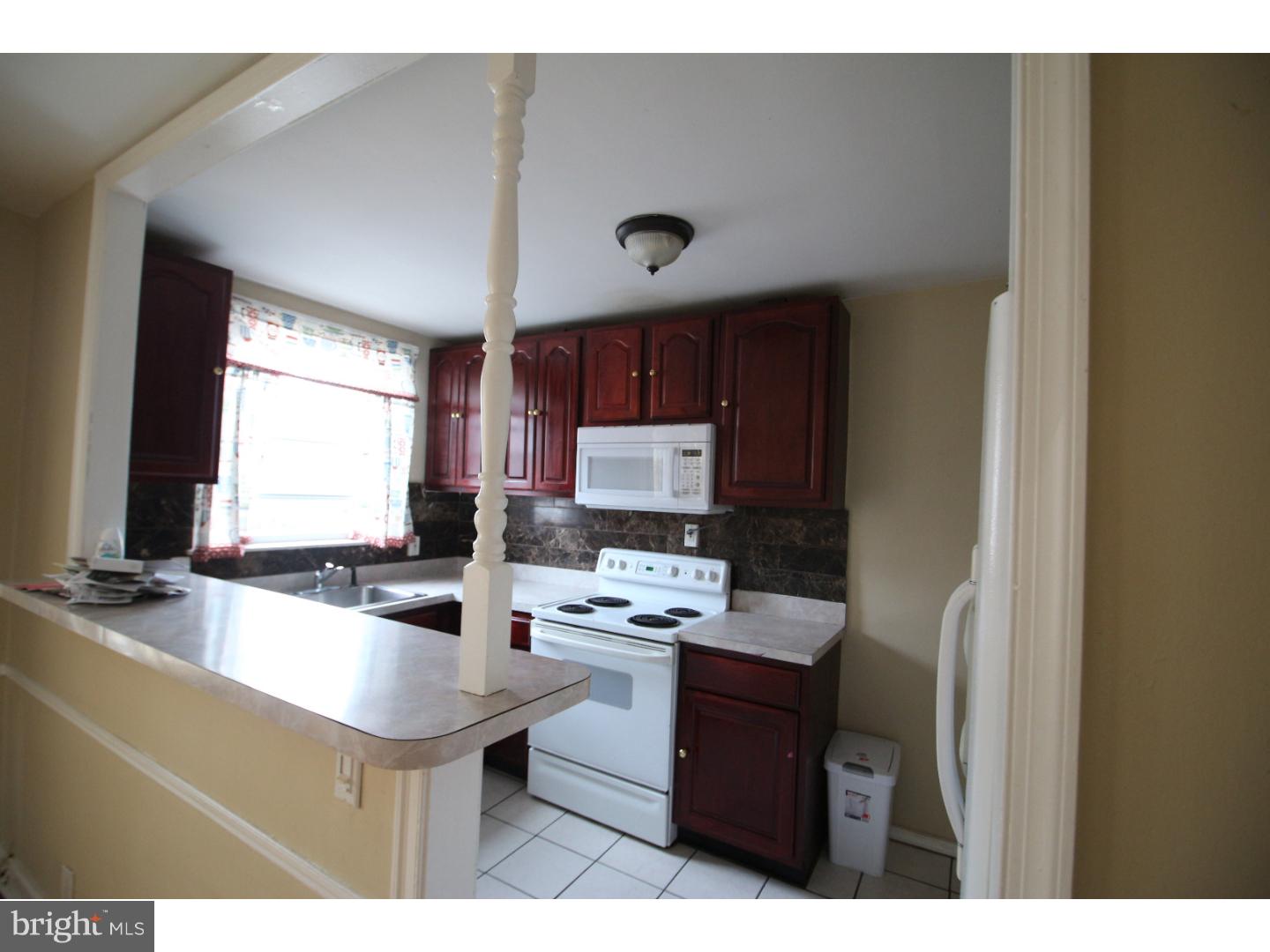 PHILADELPHIA (NORTHEAST) - Residential Lease