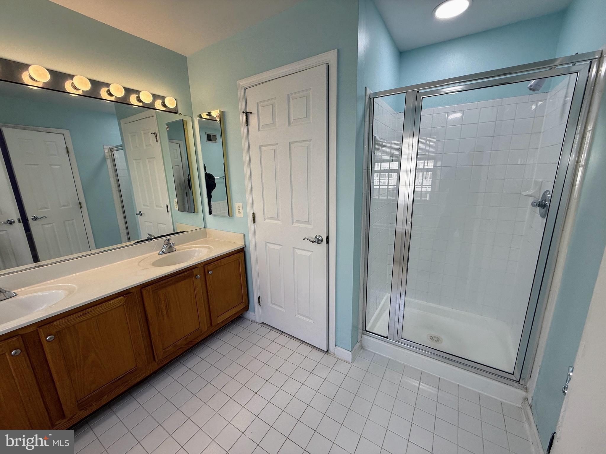 QUINCE ORCHARD PARK - Residential Lease